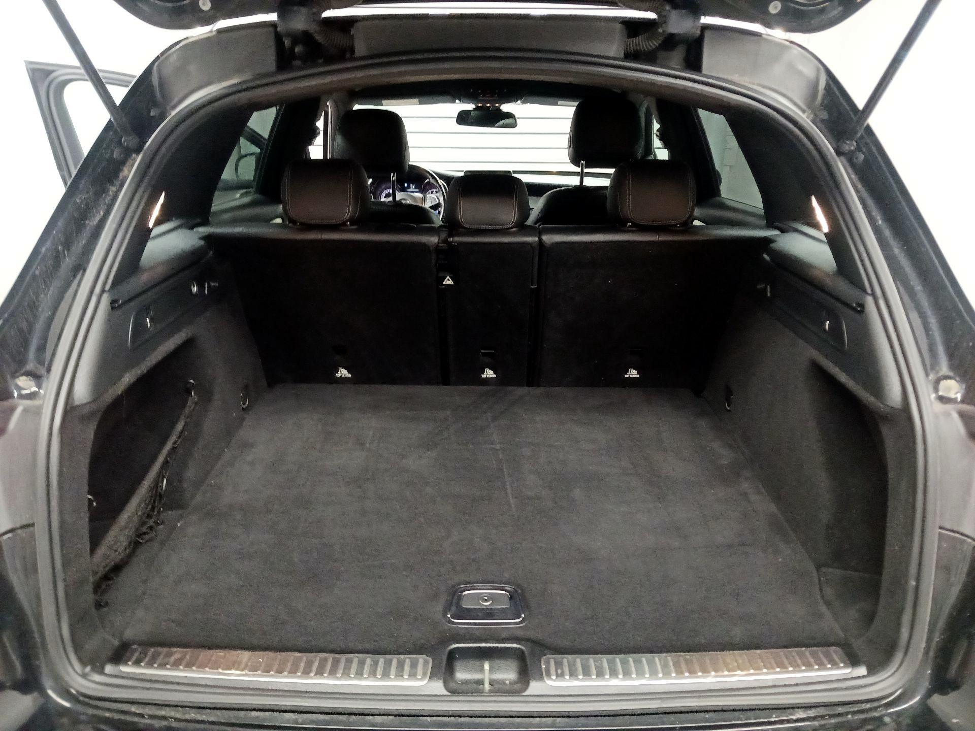 Thumbnail: 2017 Mercedes-Benz GLC - 19