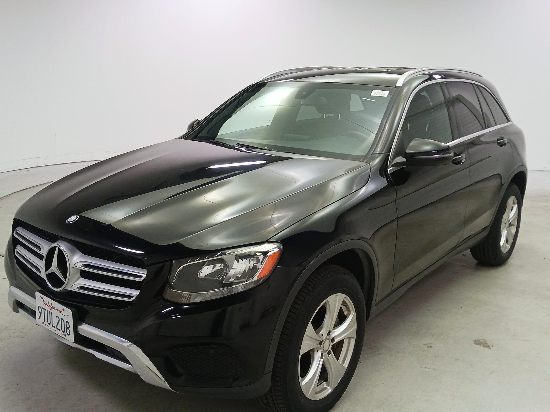 Thumbnail: 2017 Mercedes-Benz GLC - 3