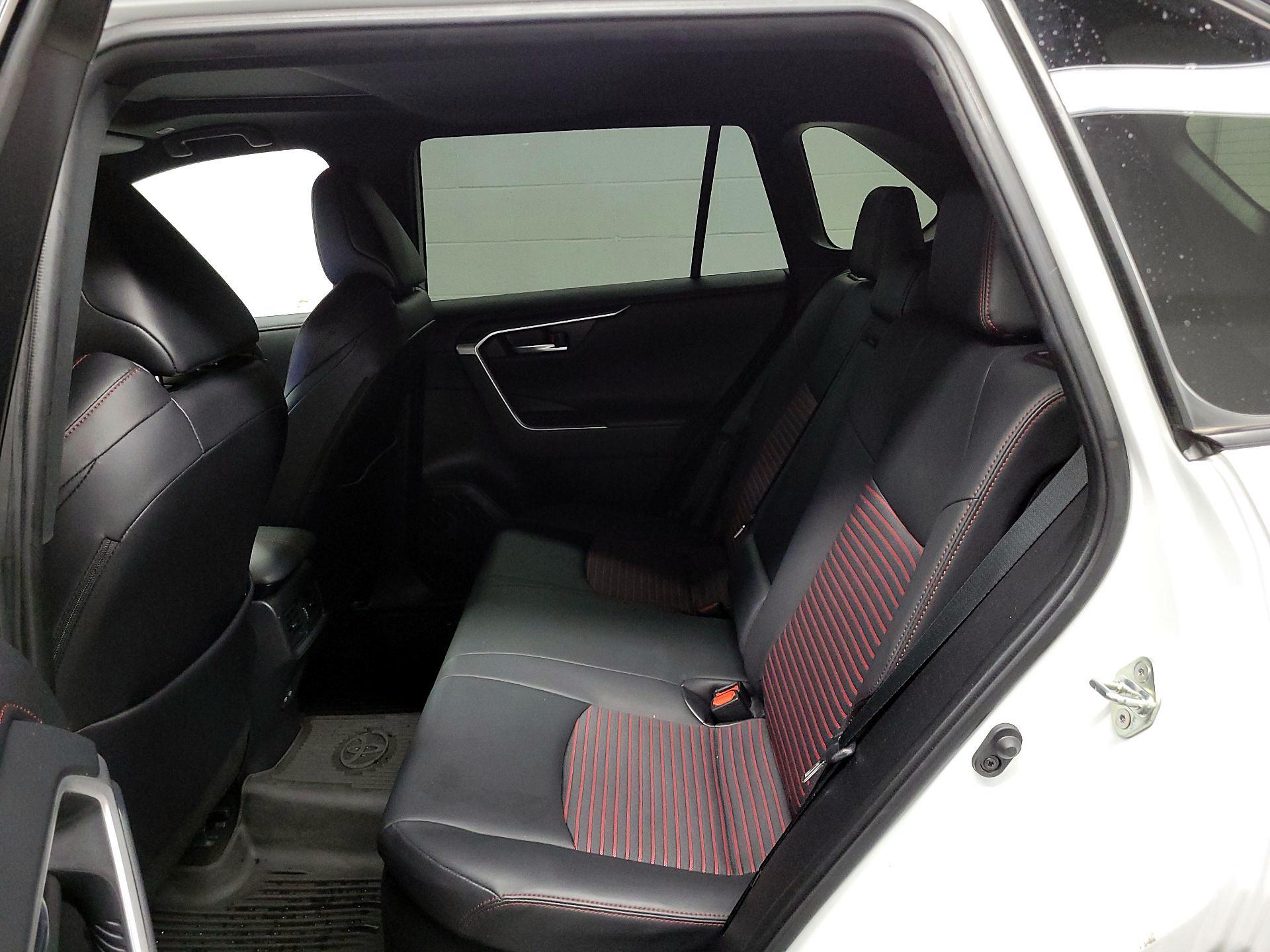 Thumbnail: 2024 Toyota RAV4 - 16