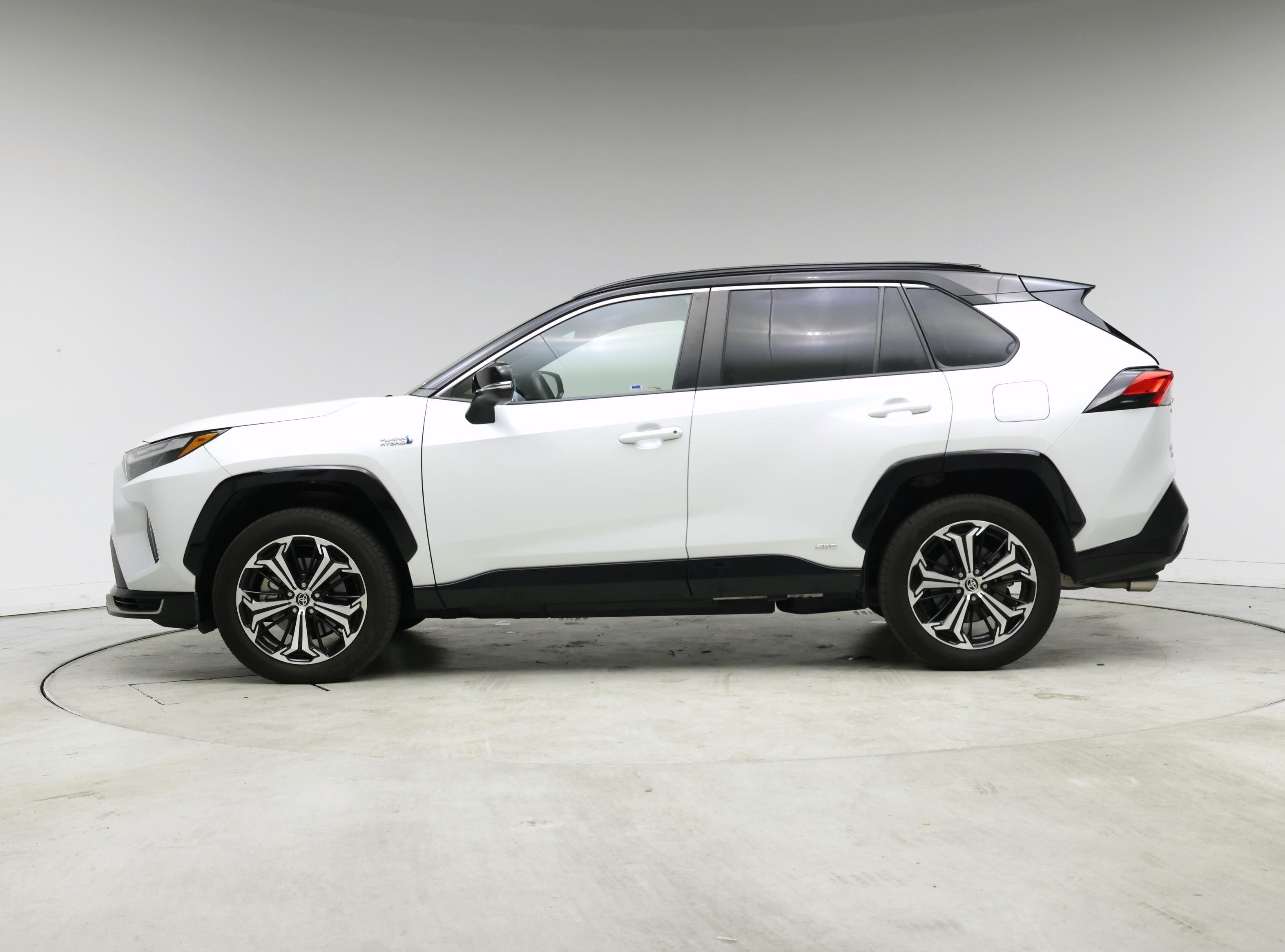 Thumbnail: 2024 Toyota RAV4 - 3