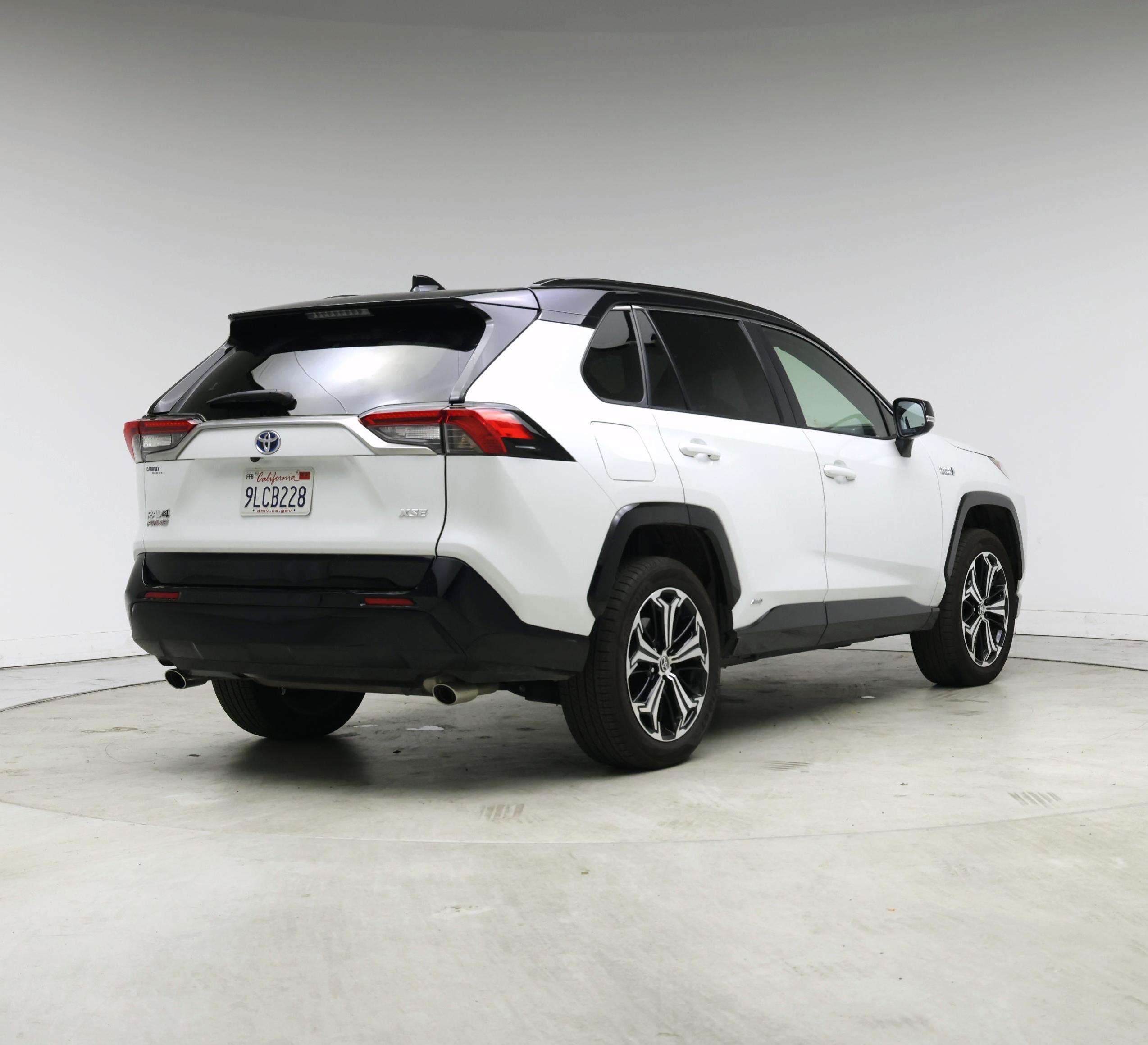 Thumbnail: 2024 Toyota RAV4 - 8