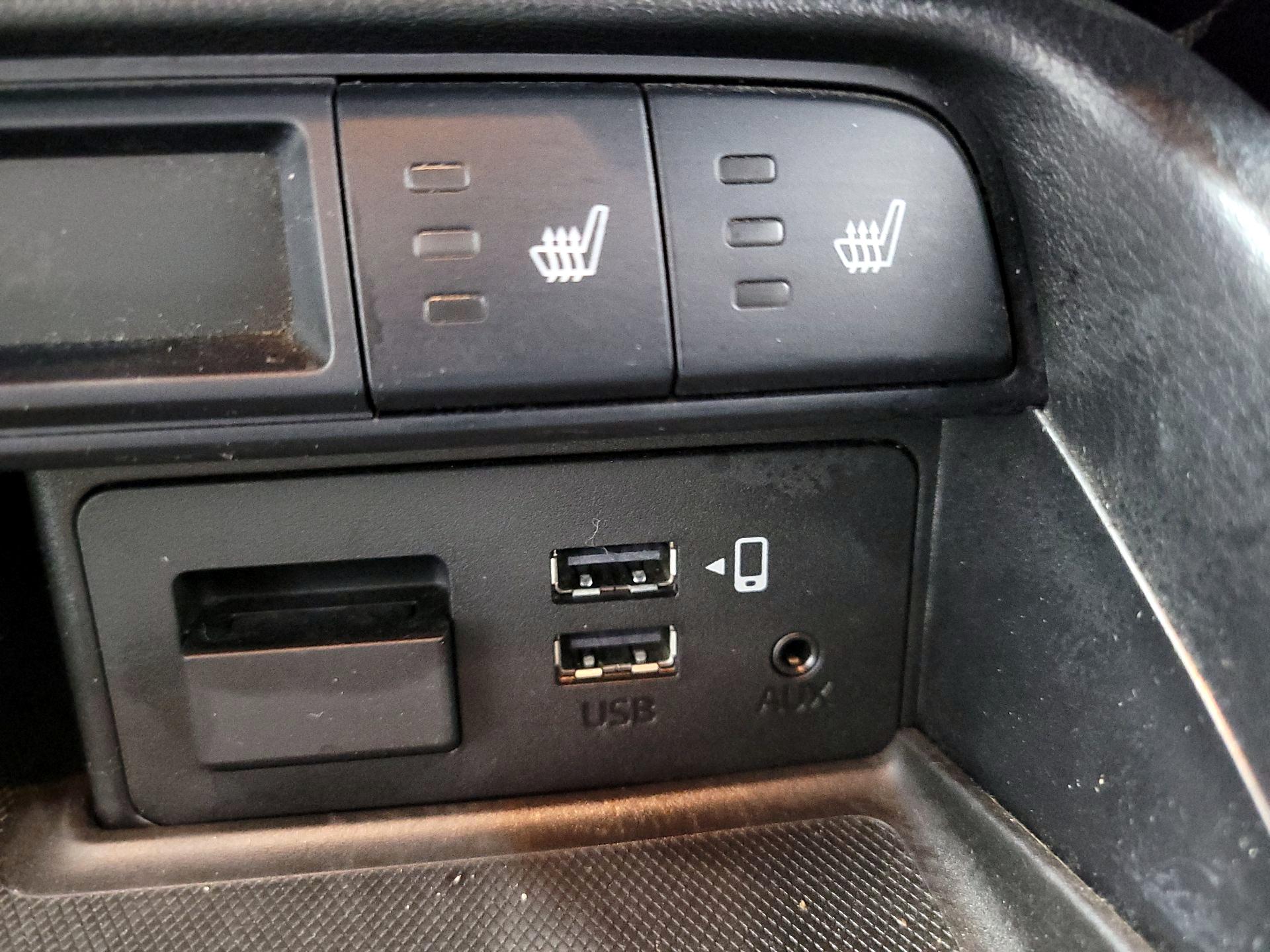 Thumbnail: 2021 Mazda MX-5 Miata - 18