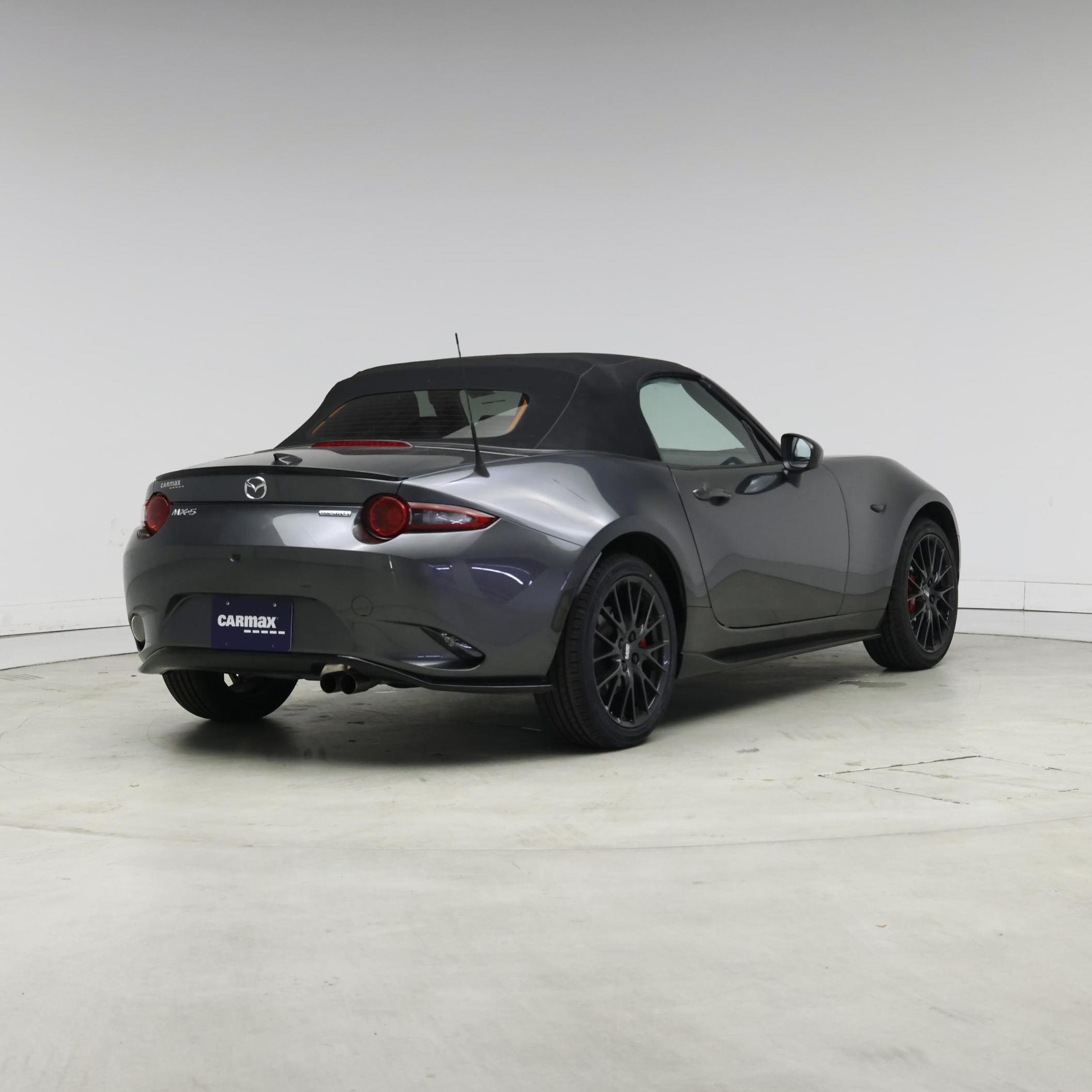 Thumbnail: 2021 Mazda MX-5 Miata - 8
