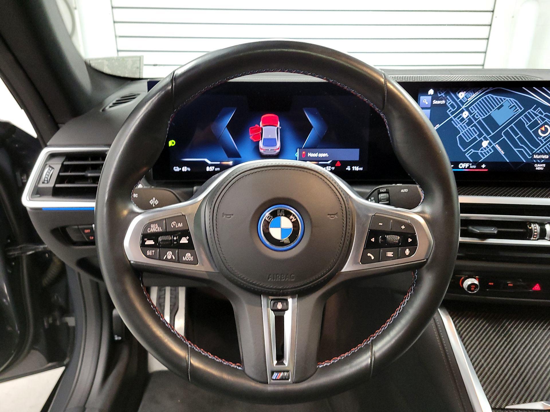 Thumbnail: 2023 BMW i4 - 10