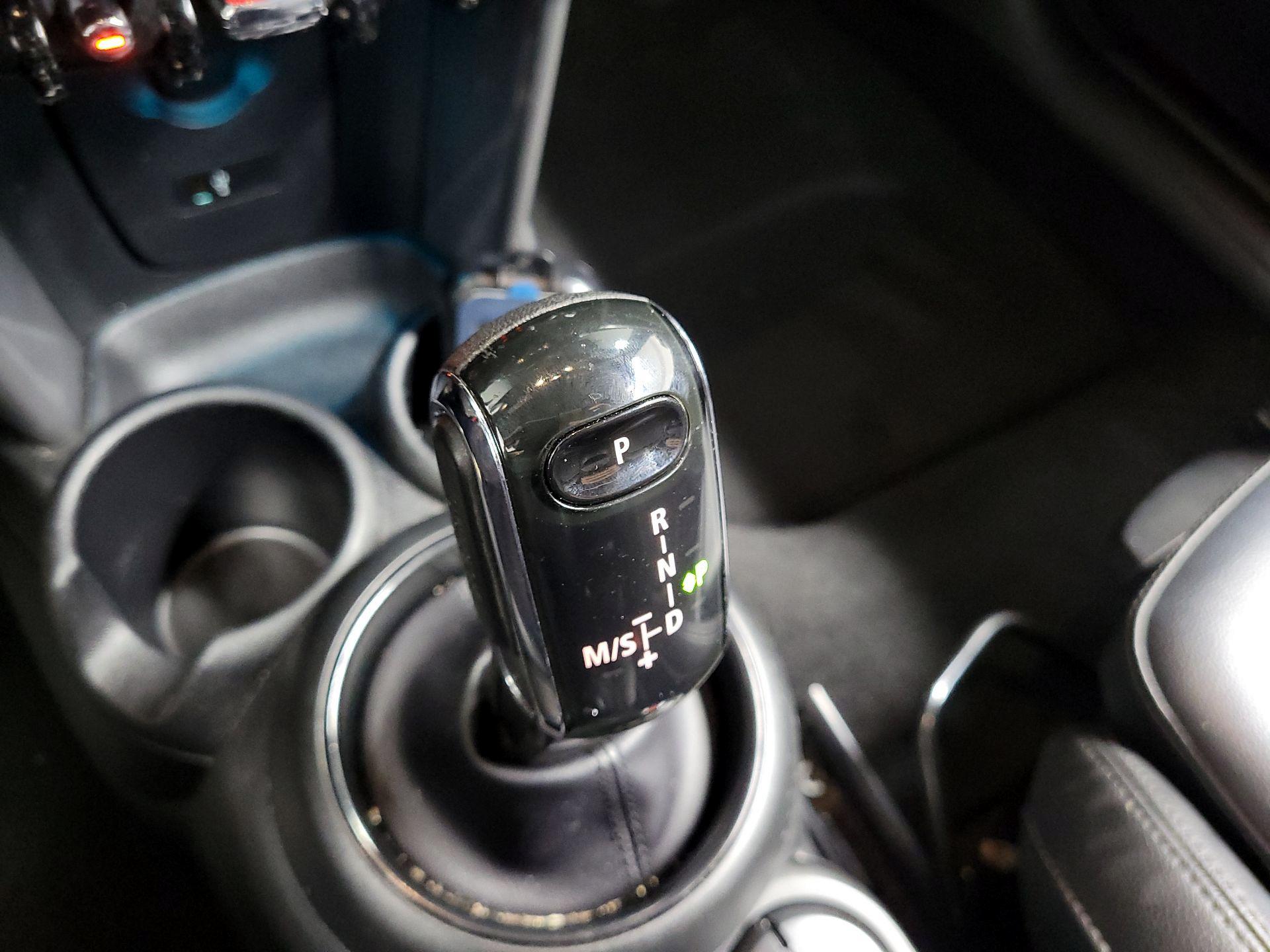 Thumbnail: 2020 MINI Cooper Hardtop - 14