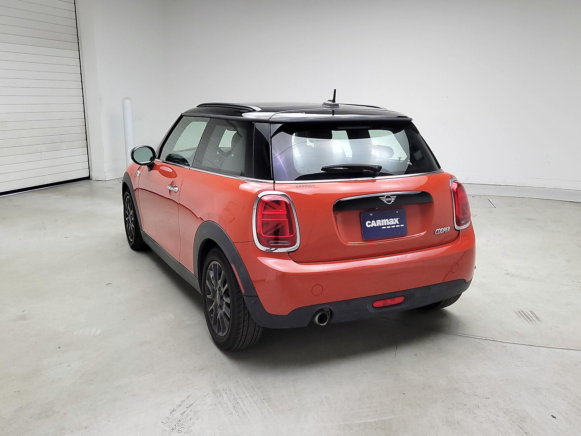 Thumbnail: 2020 MINI Cooper Hardtop - 7