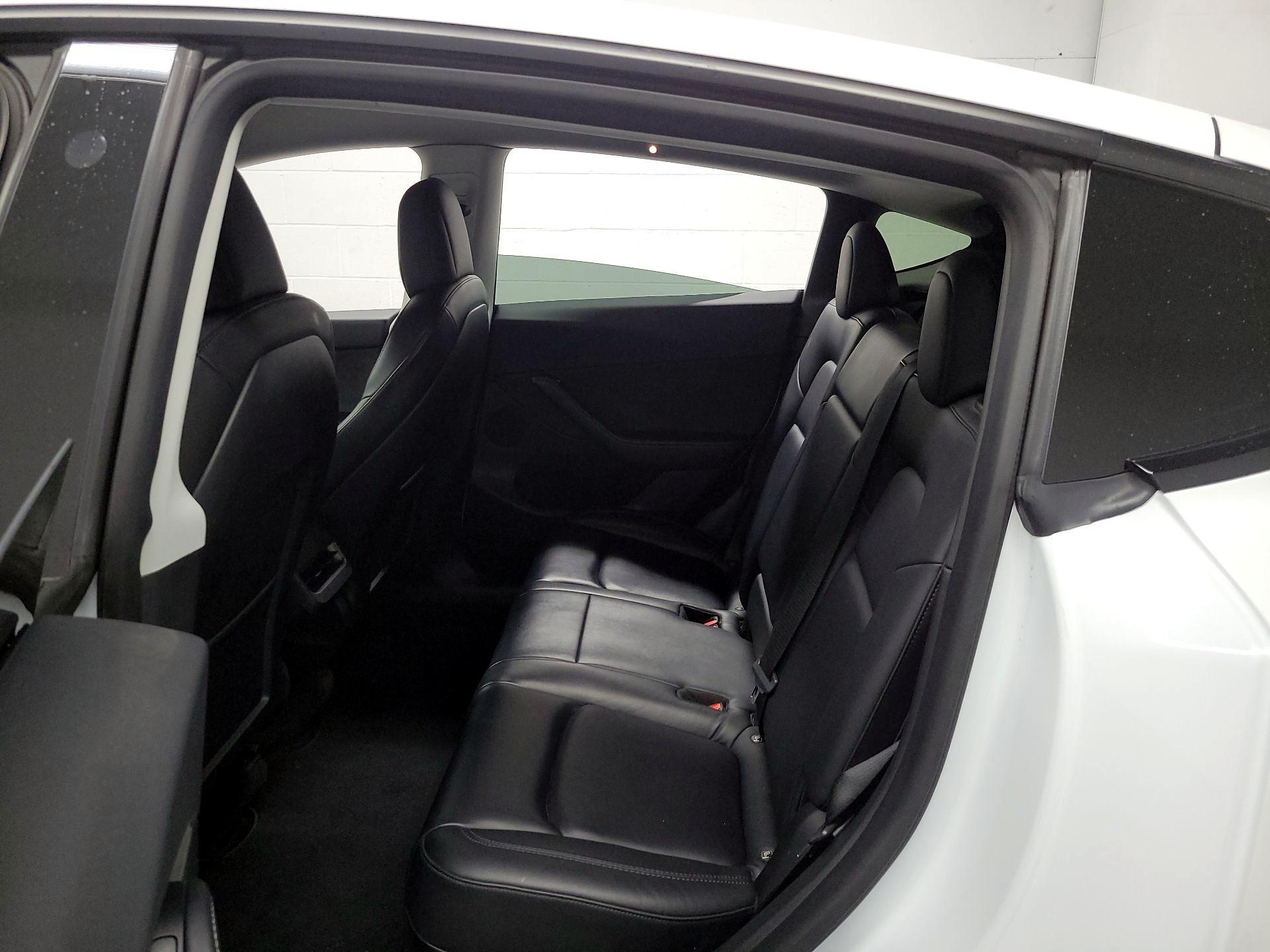 Thumbnail: 2022 Tesla Model Y - 16