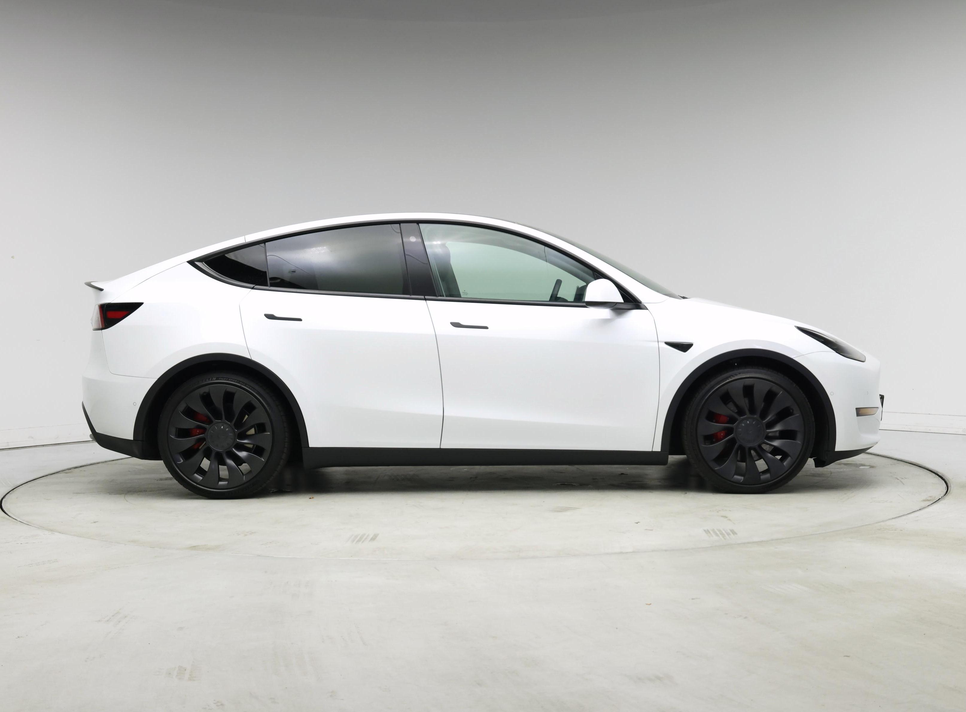 Thumbnail: 2022 Tesla Model Y - 7