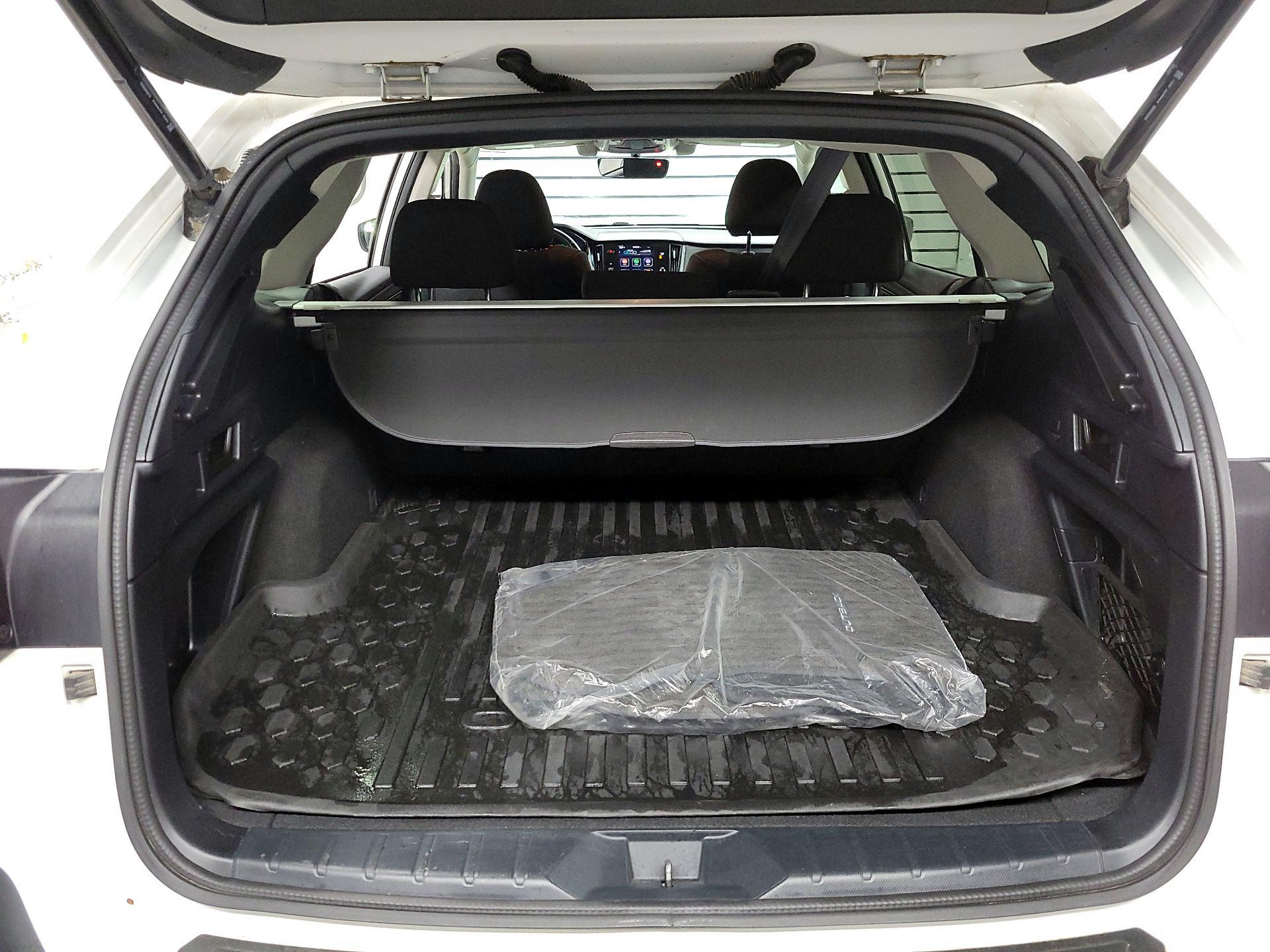 Thumbnail: 2022 Subaru Outback - 17