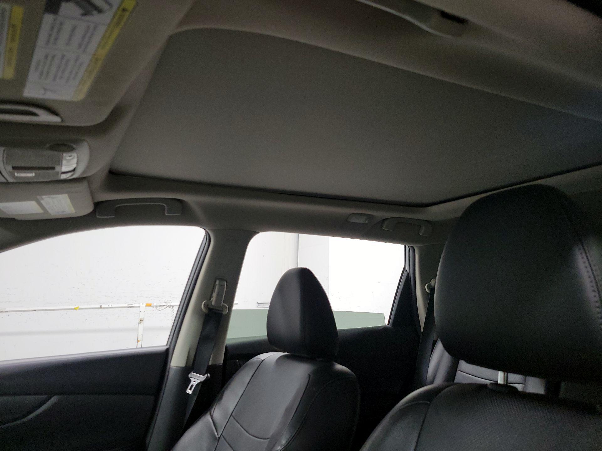 Thumbnail: 2016 Nissan Rogue - 16