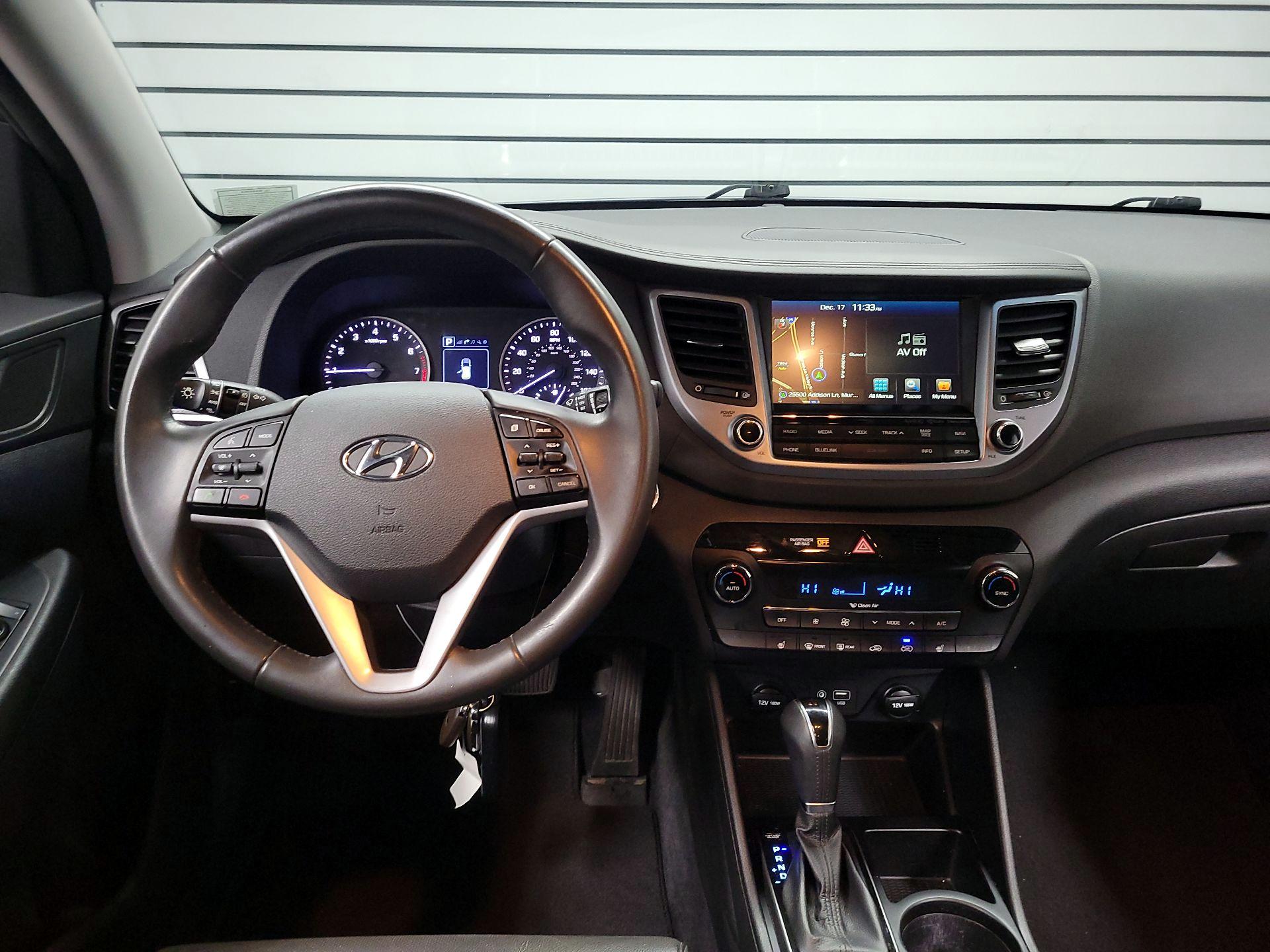 Thumbnail: 2017 Hyundai Tucson - 9