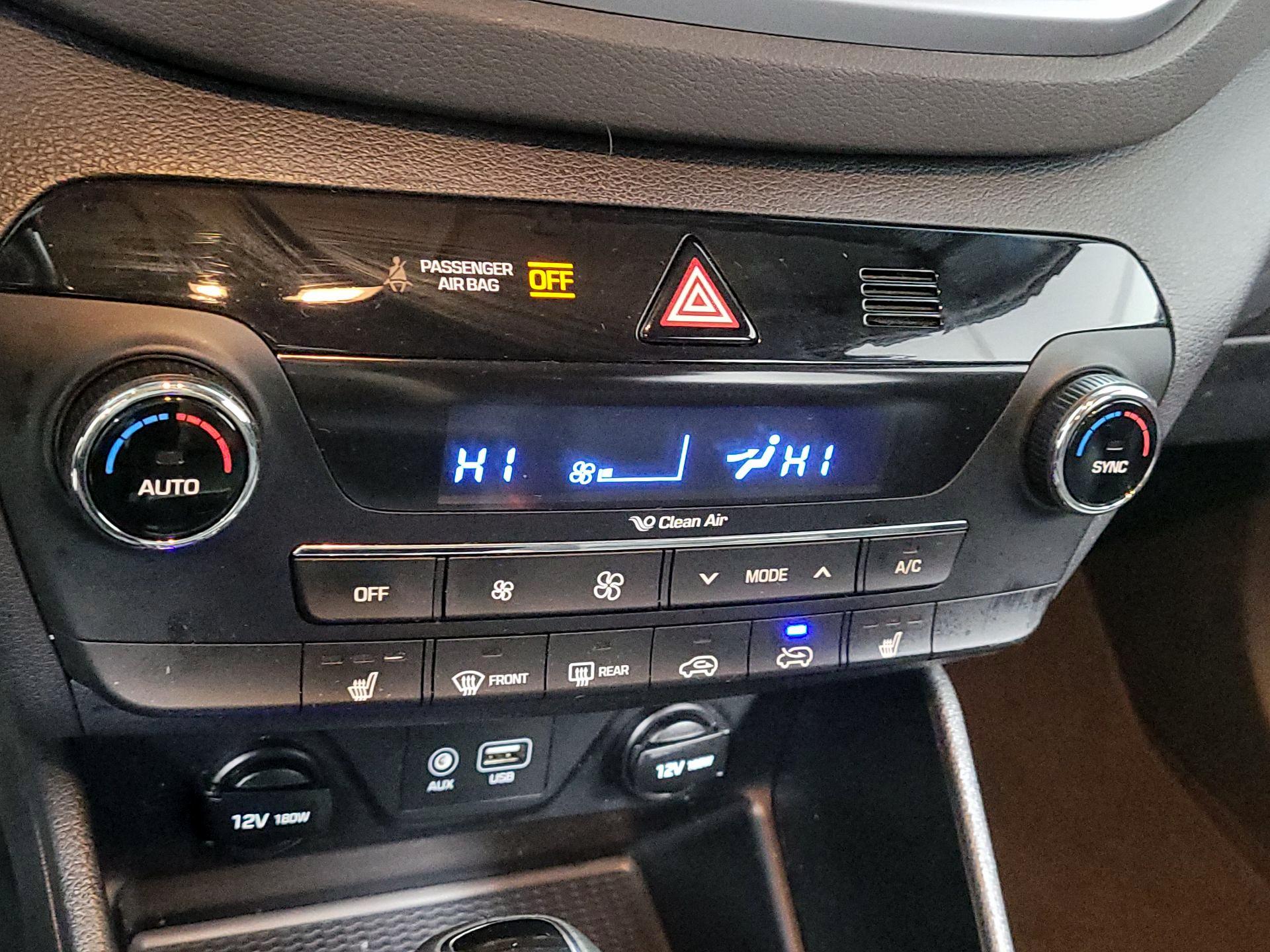 Thumbnail: 2017 Hyundai Tucson - 15