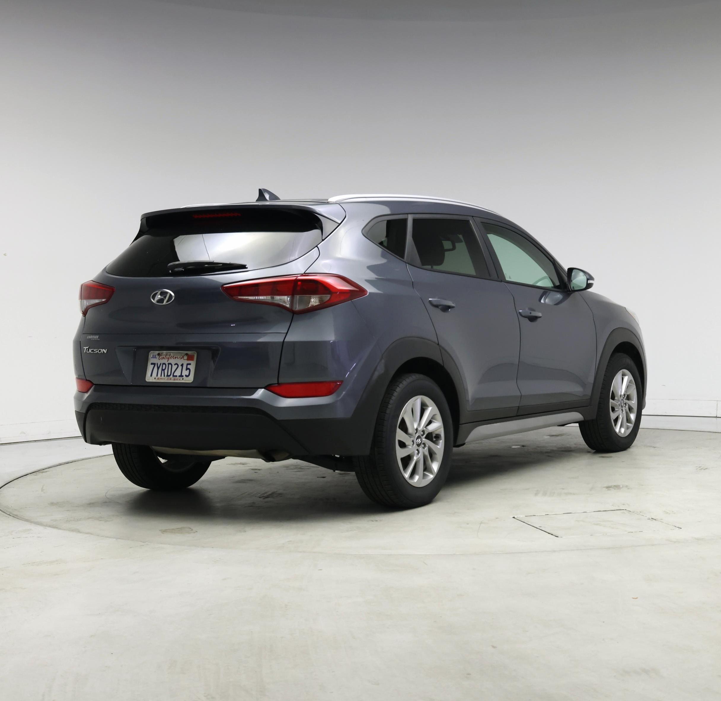 Thumbnail: 2017 Hyundai Tucson - 8