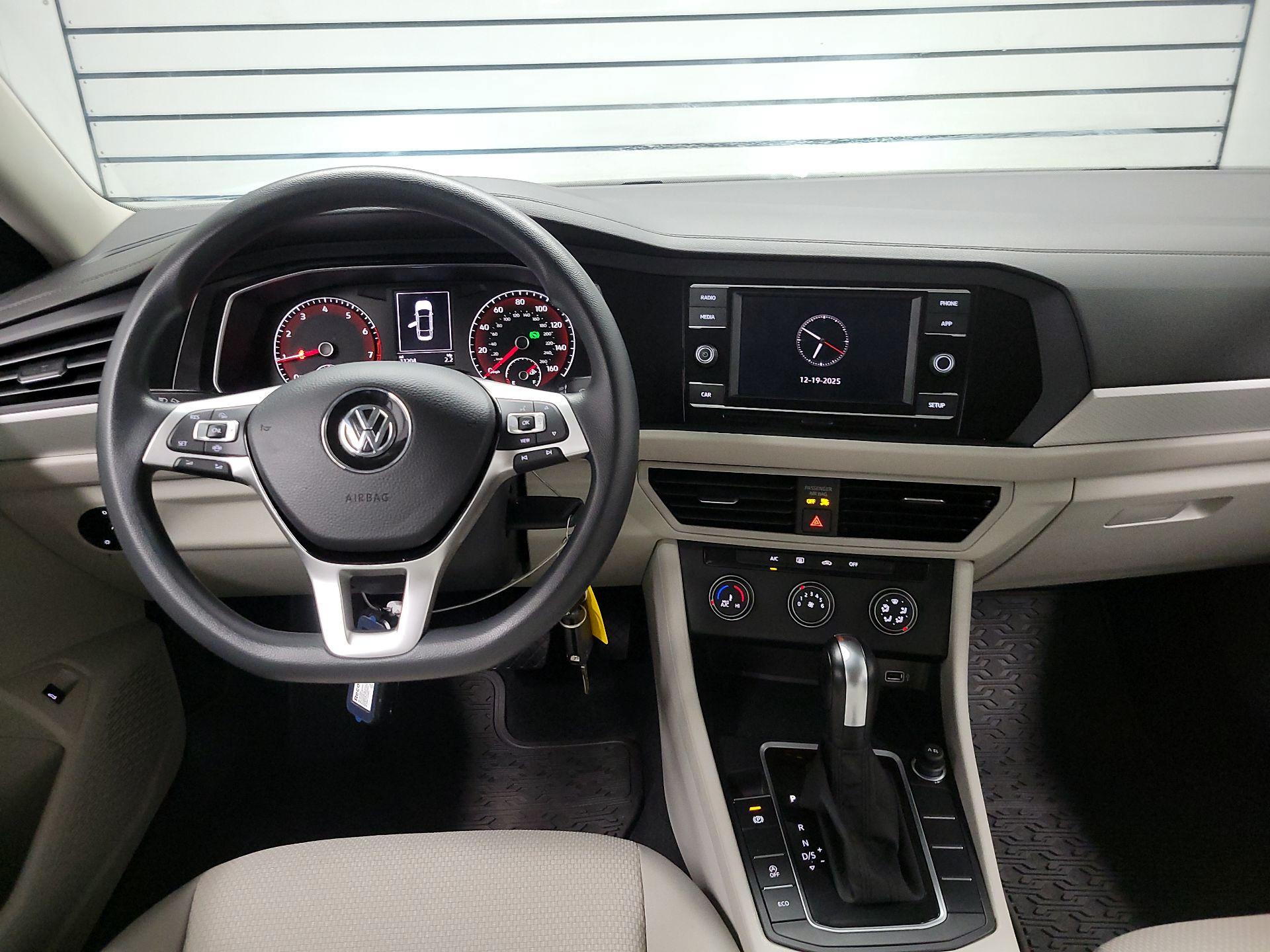 Thumbnail: 2019 Volkswagen Jetta - 8