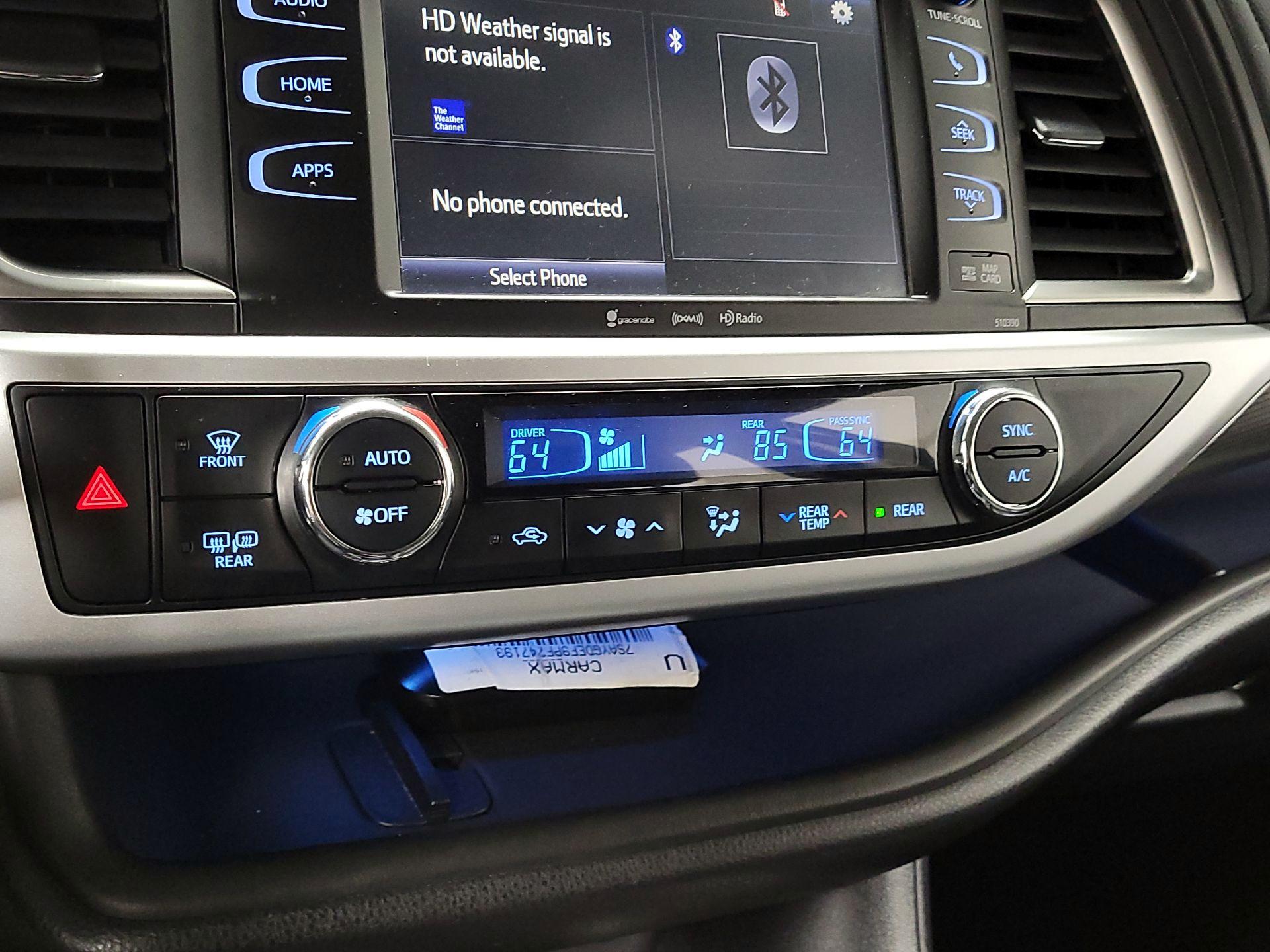 Thumbnail: 2019 Toyota Highlander - 13