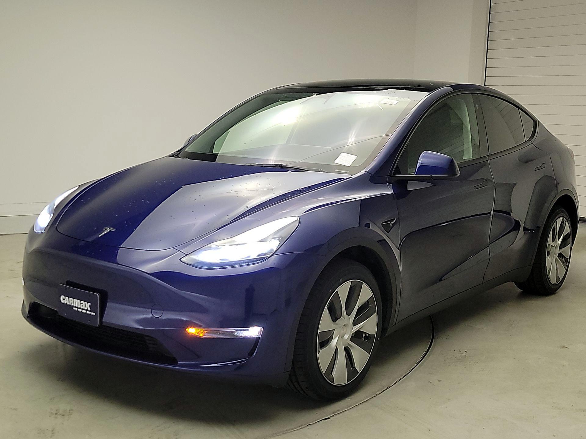 Thumbnail: 2023 Tesla Model Y - 3