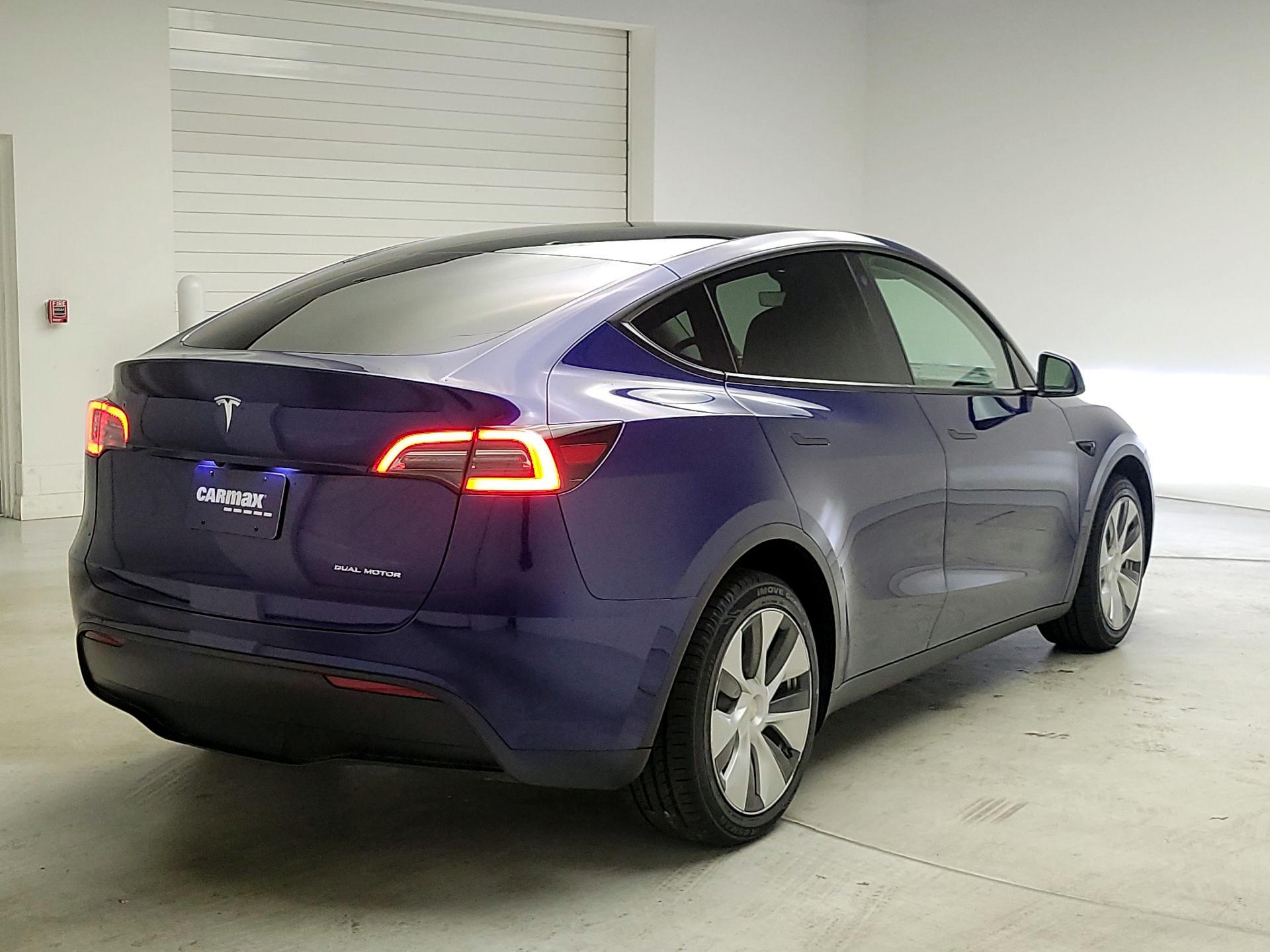Thumbnail: 2023 Tesla Model Y - 5