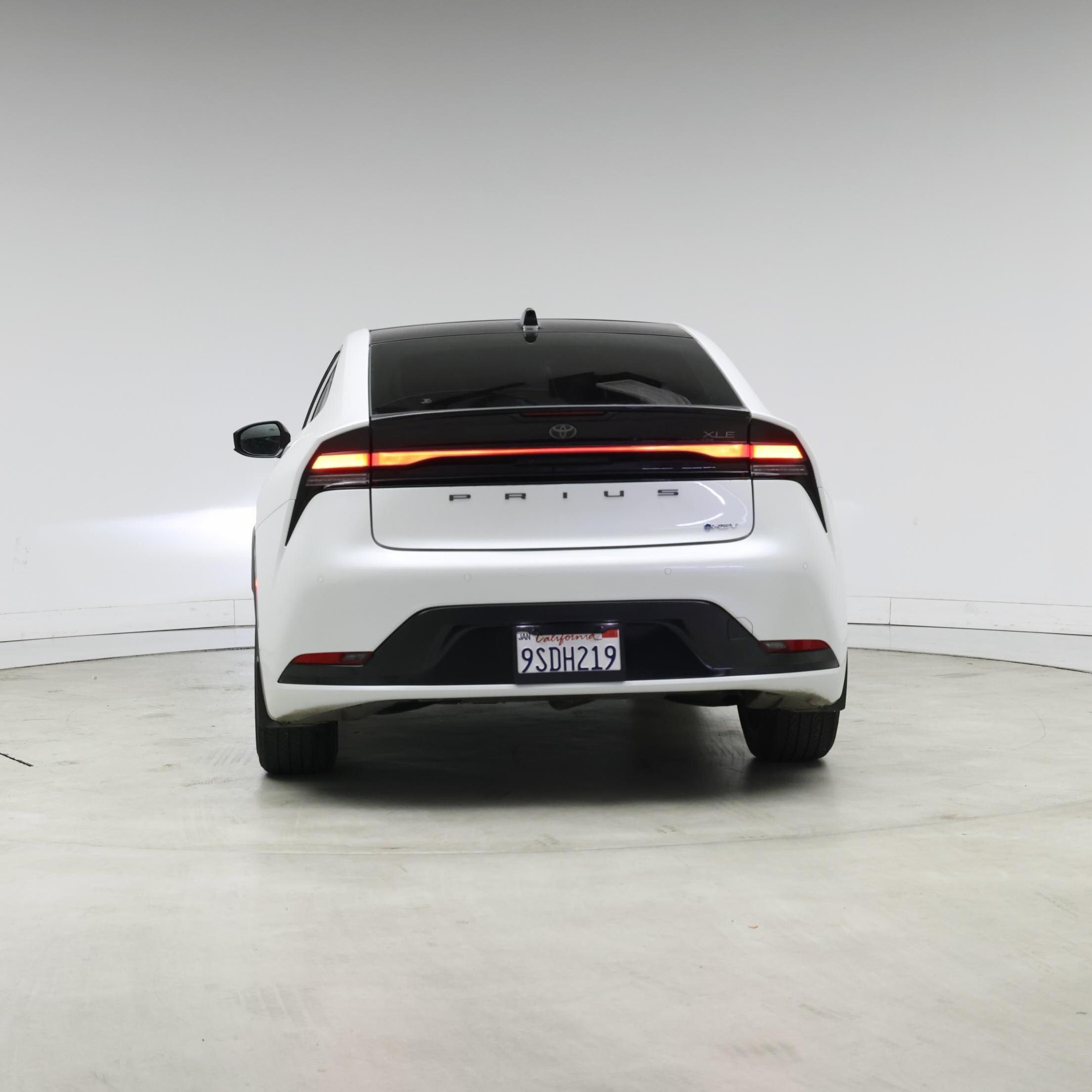 Thumbnail: 2024 Toyota Prius - 6