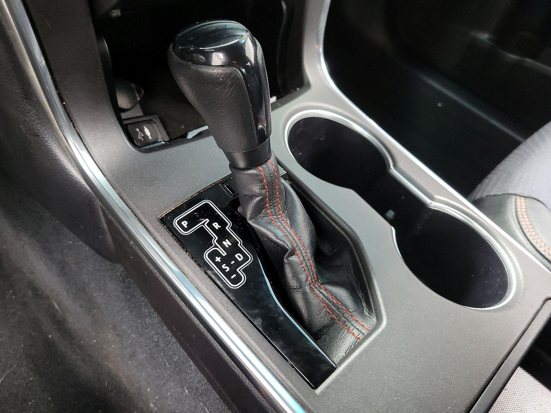 Thumbnail: 2016 Toyota Camry - 14