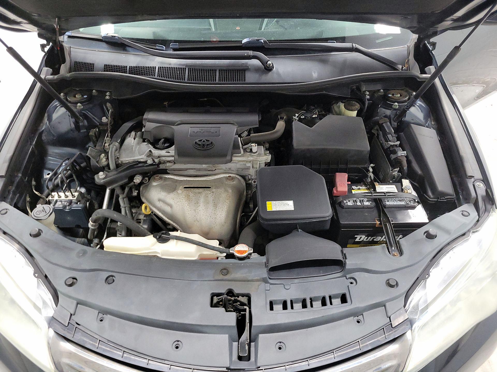 Thumbnail: 2016 Toyota Camry - 18