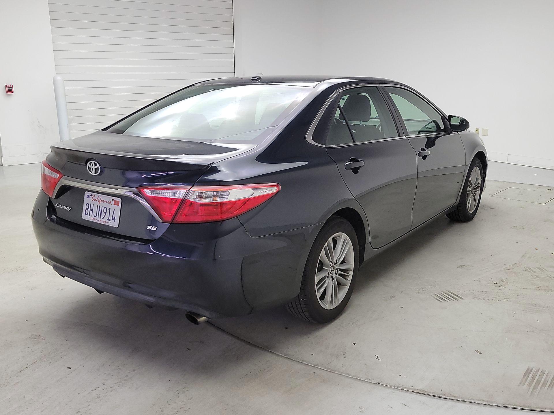 Thumbnail: 2016 Toyota Camry - 5