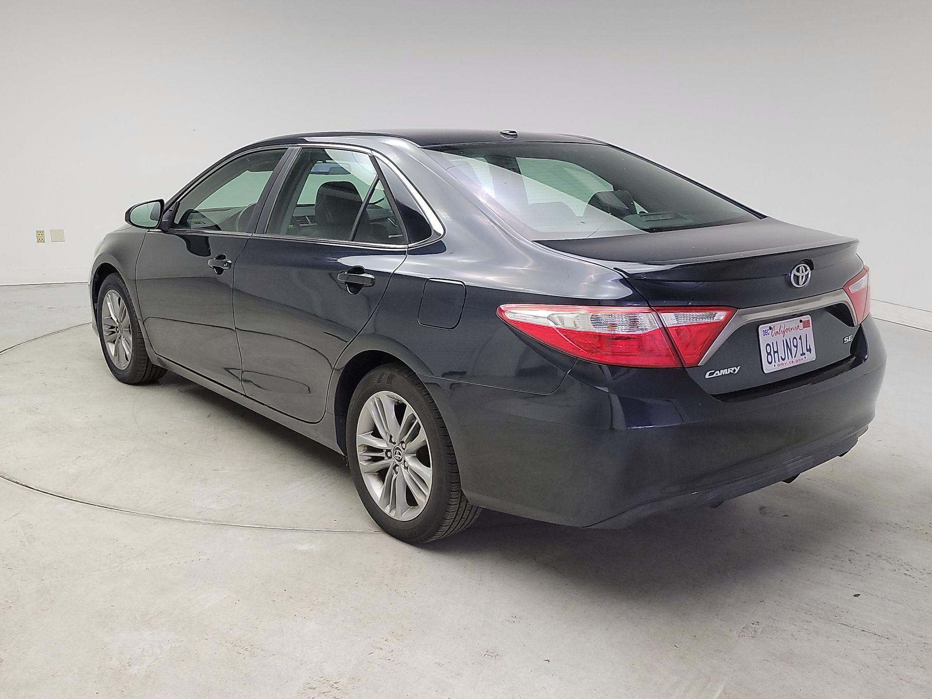 Thumbnail: 2016 Toyota Camry - 7