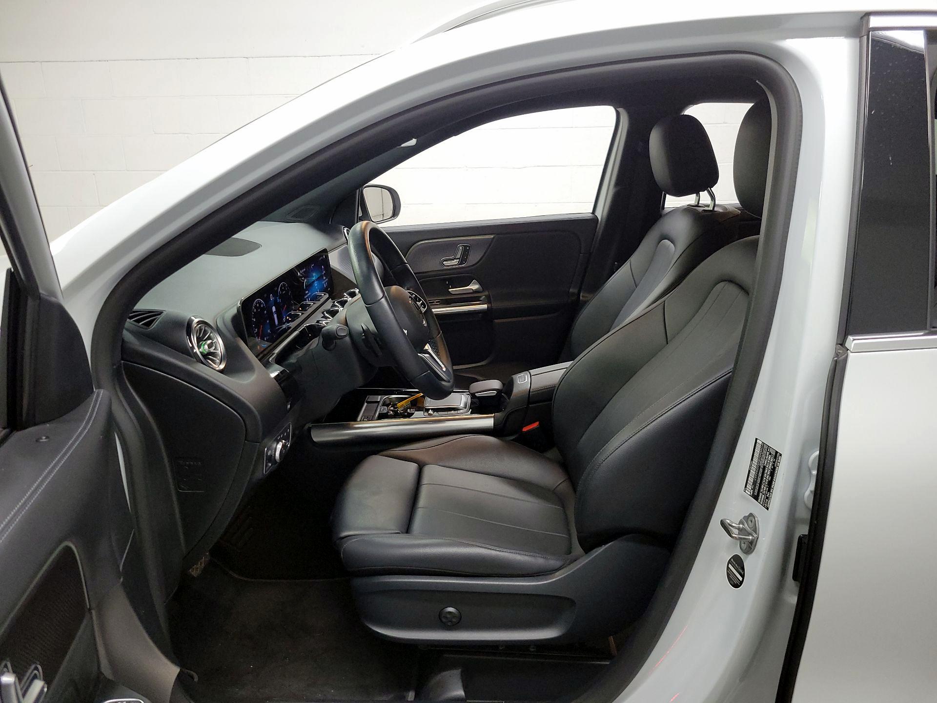 Thumbnail: 2021 Mercedes-Benz GLA - 9