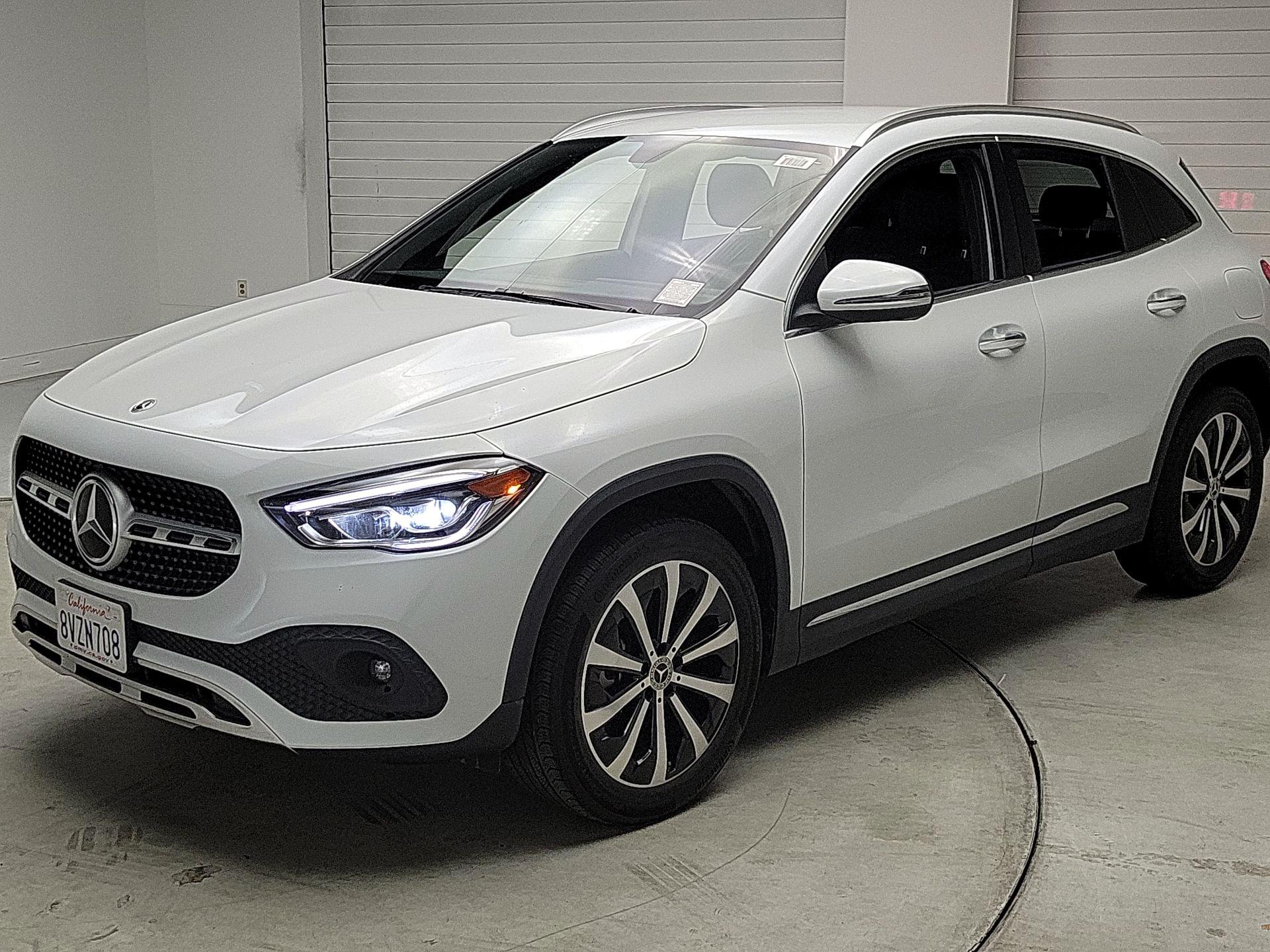 Thumbnail: 2021 Mercedes-Benz GLA - 3