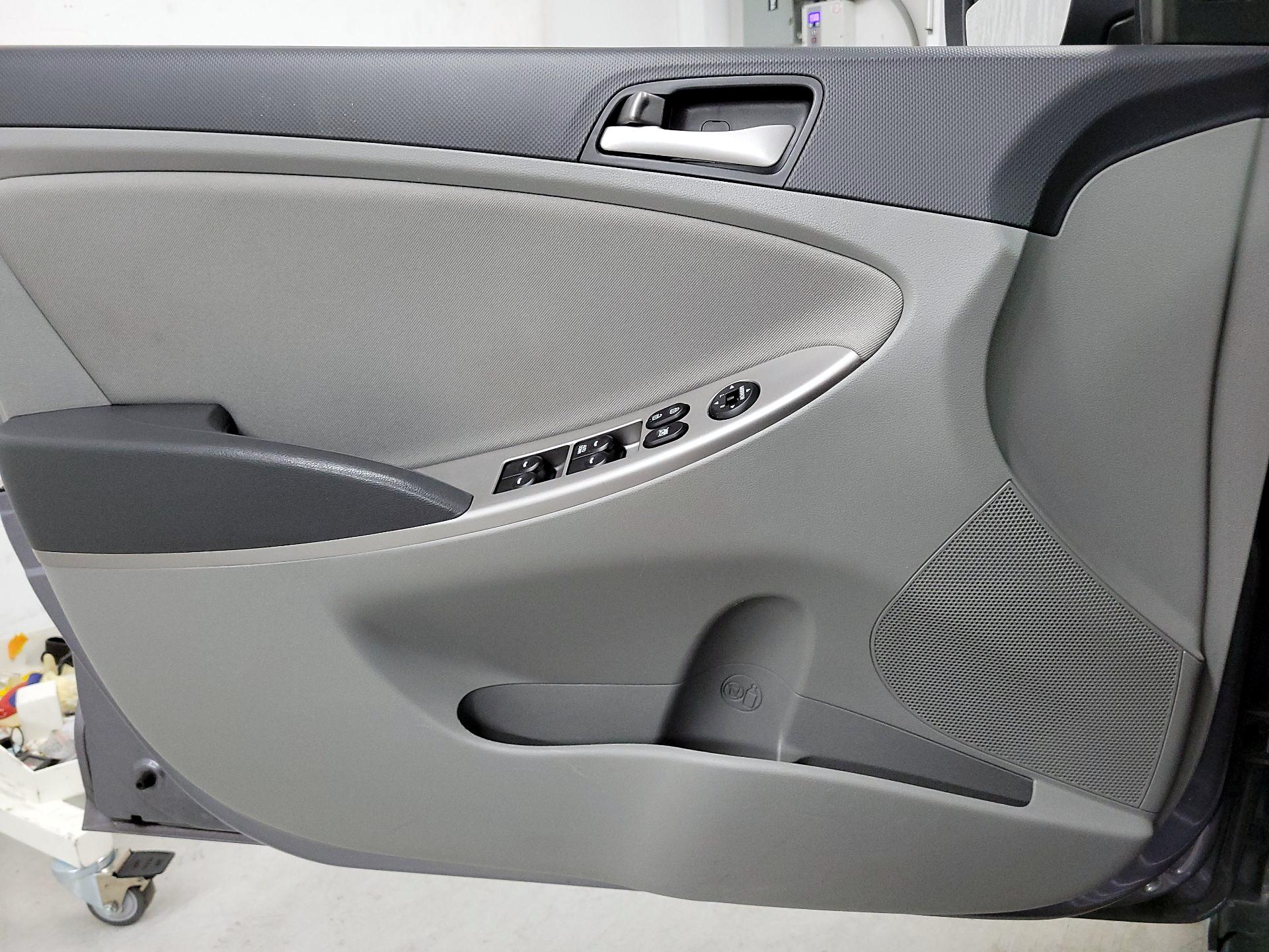 Thumbnail: 2015 Hyundai Accent - 10