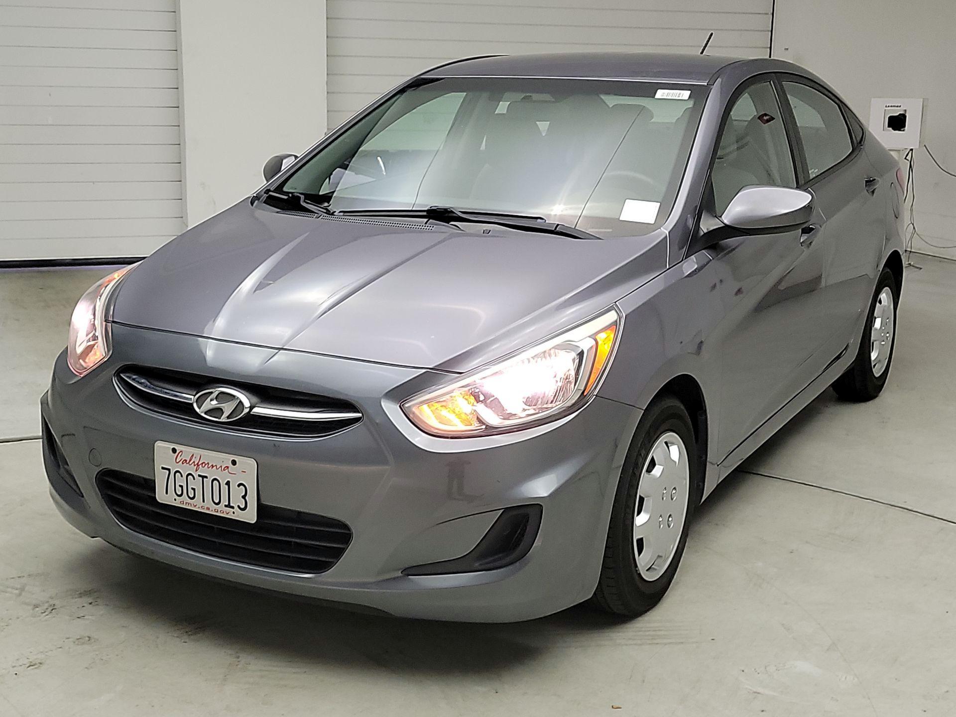Thumbnail: 2015 Hyundai Accent - 3