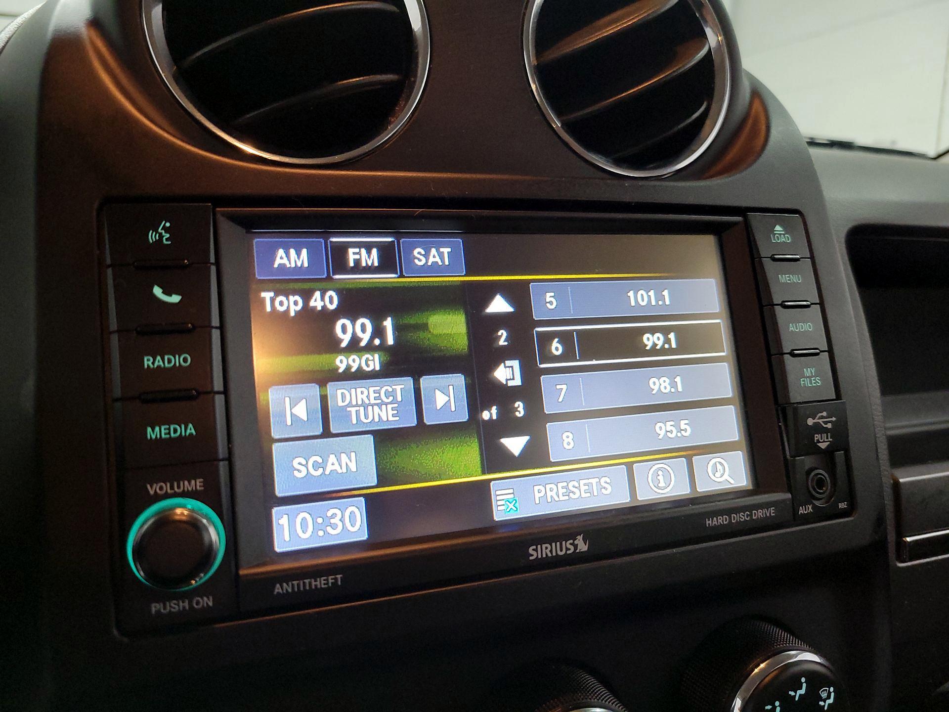 Thumbnail: 2016 Jeep Patriot - 13