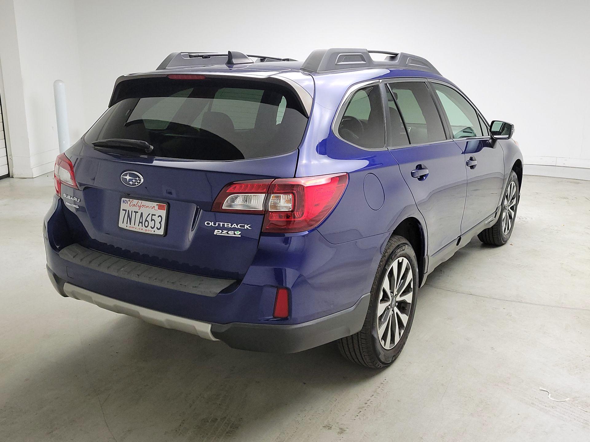 Thumbnail: 2016 Subaru Outback - 5