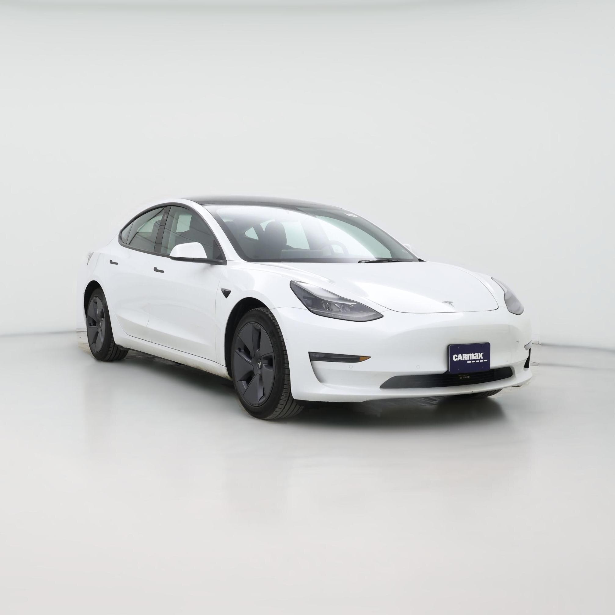 Thumbnail: 2022 Tesla Model 3 - 1