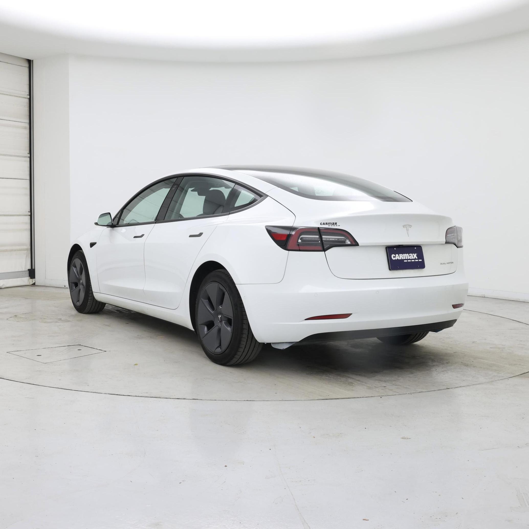 Thumbnail: 2022 Tesla Model 3 - 2