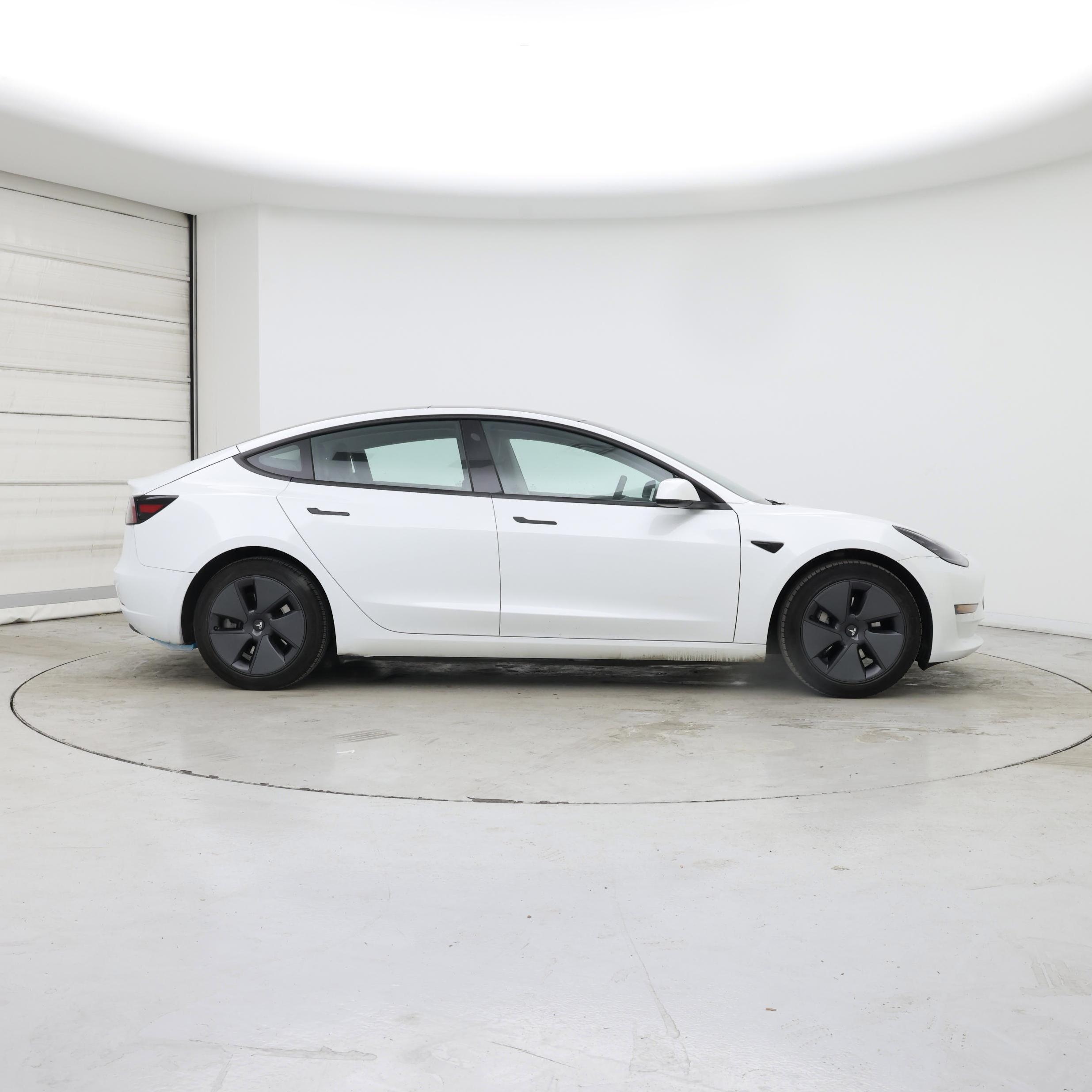 Thumbnail: 2022 Tesla Model 3 - 7