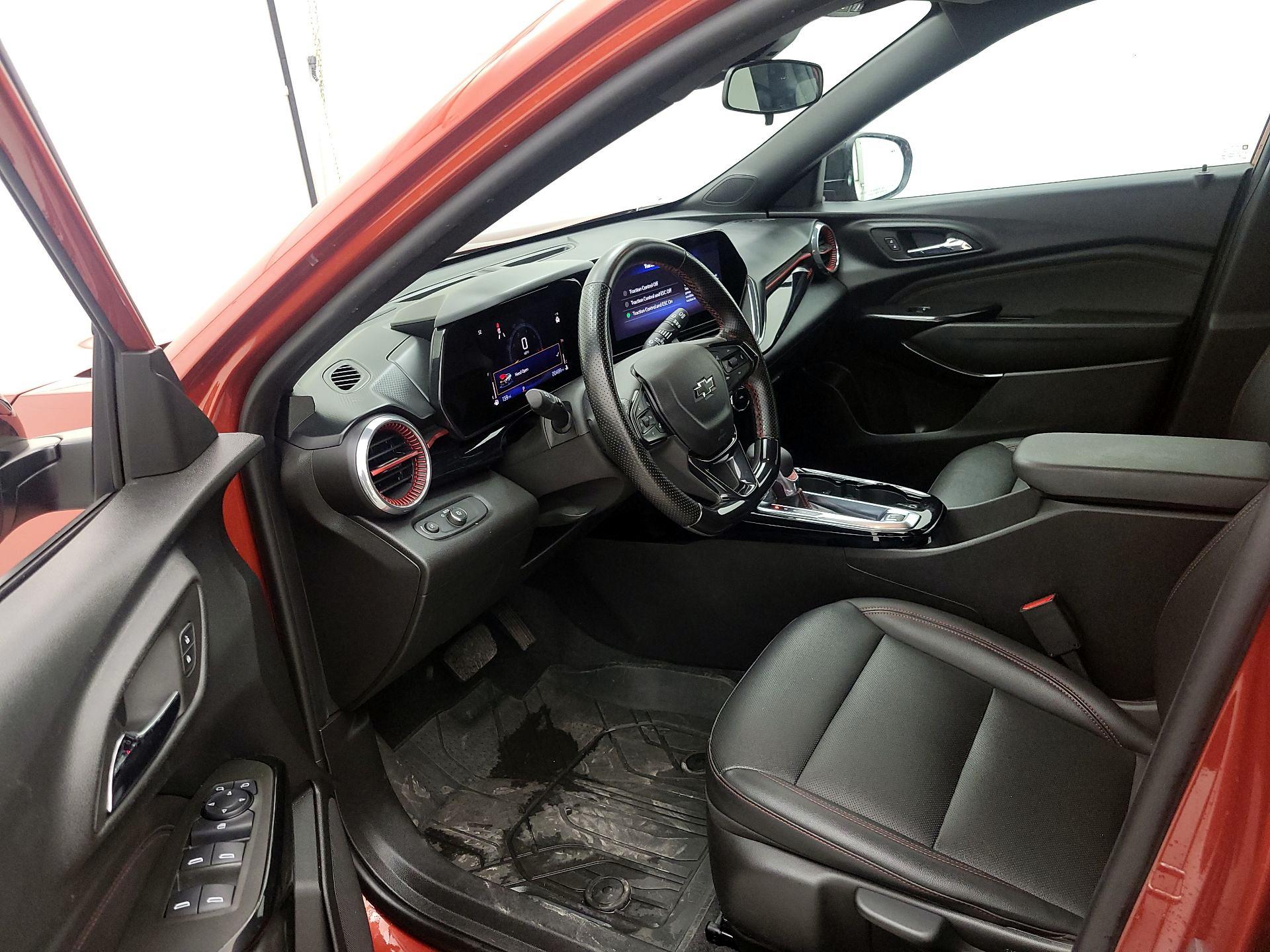 Thumbnail: 2024 Chevrolet Trax - 11