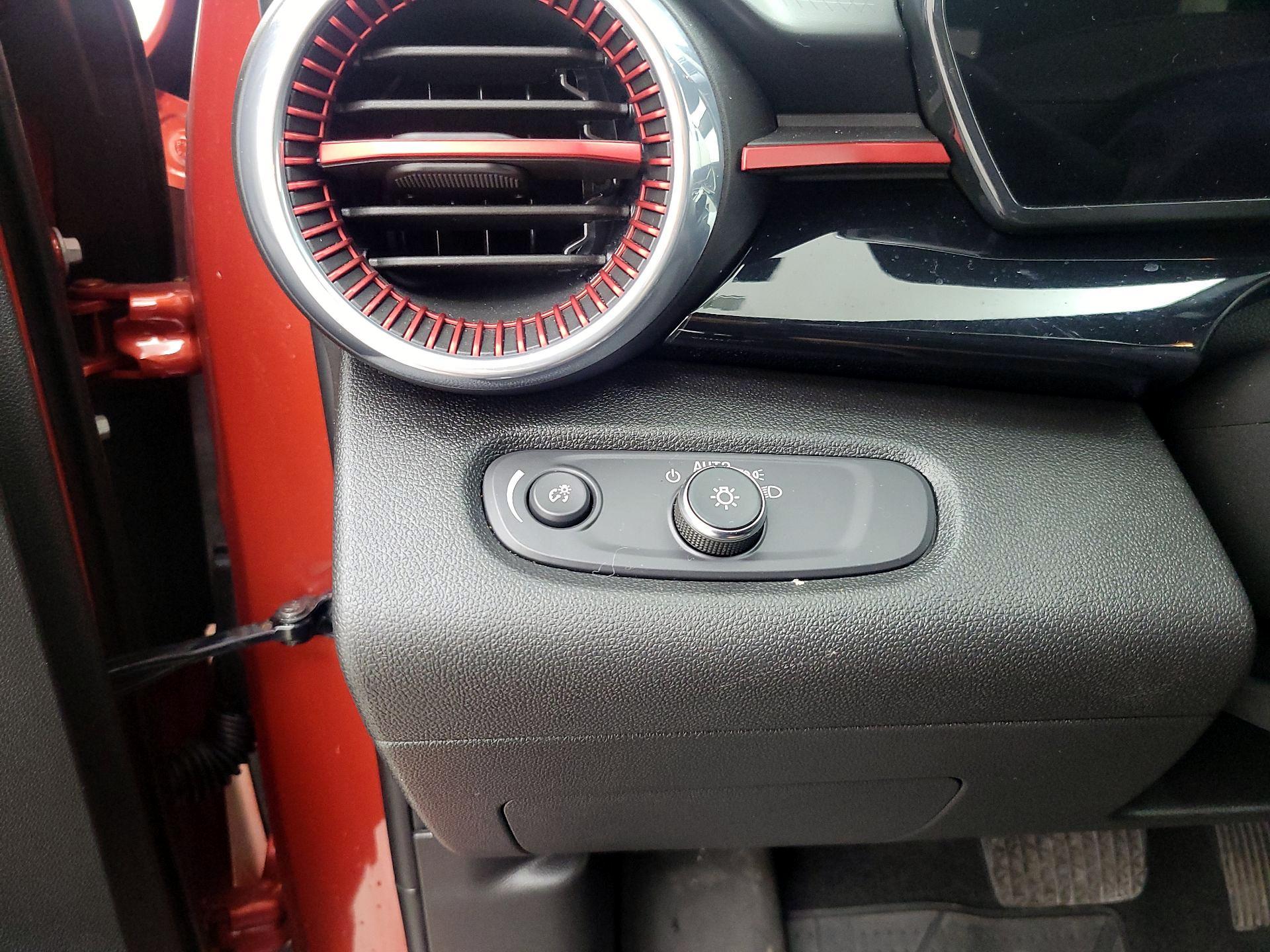 Thumbnail: 2024 Chevrolet Trax - 13