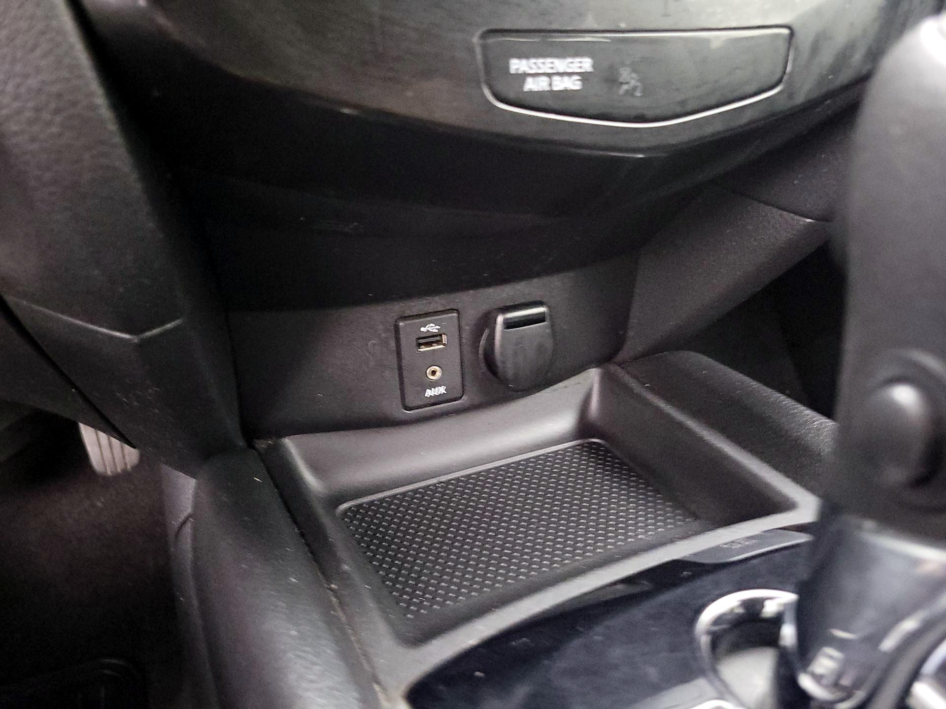 Thumbnail: 2015 Nissan Rogue - 18