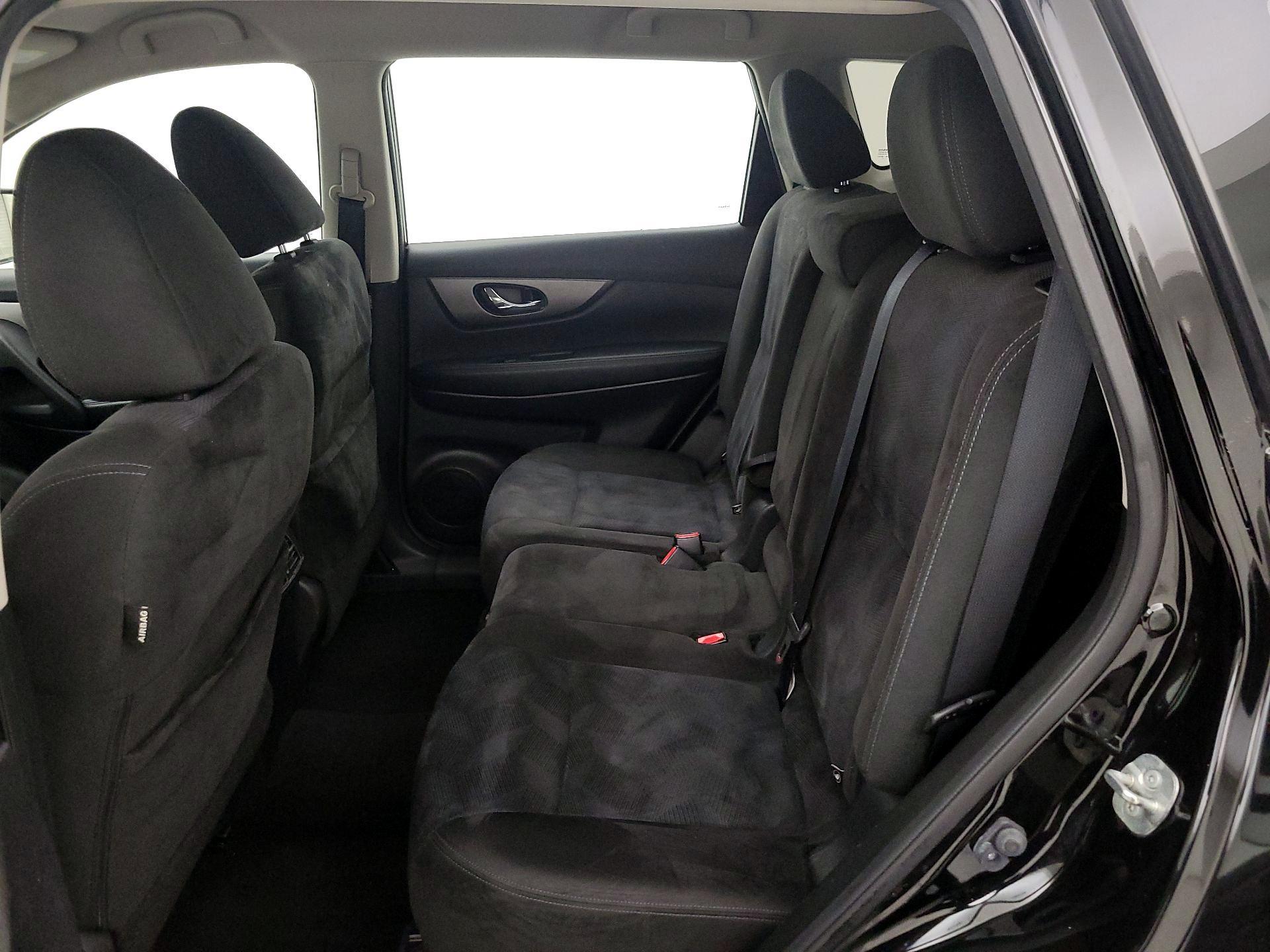 Thumbnail: 2015 Nissan Rogue - 19