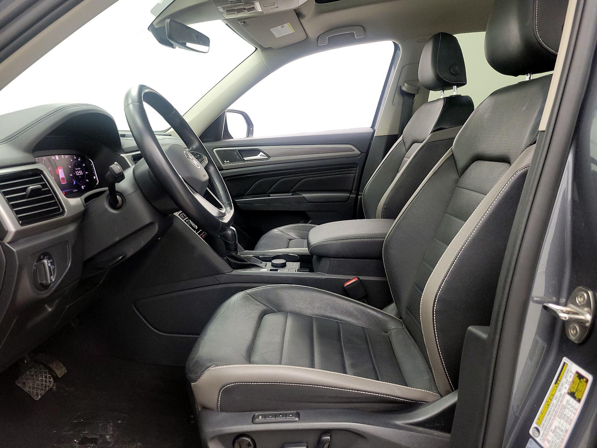 Thumbnail: 2021 Volkswagen Atlas - 11