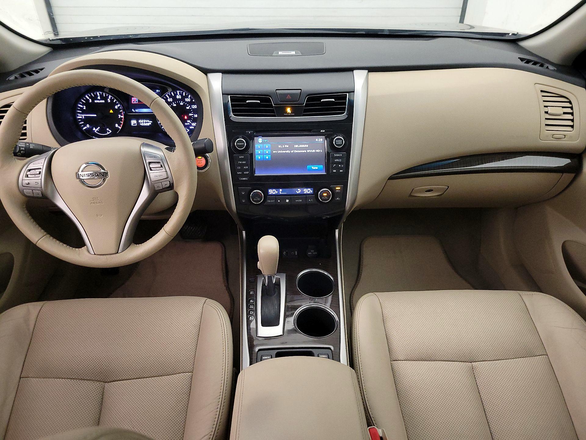 Thumbnail: 2014 Nissan Altima - 9