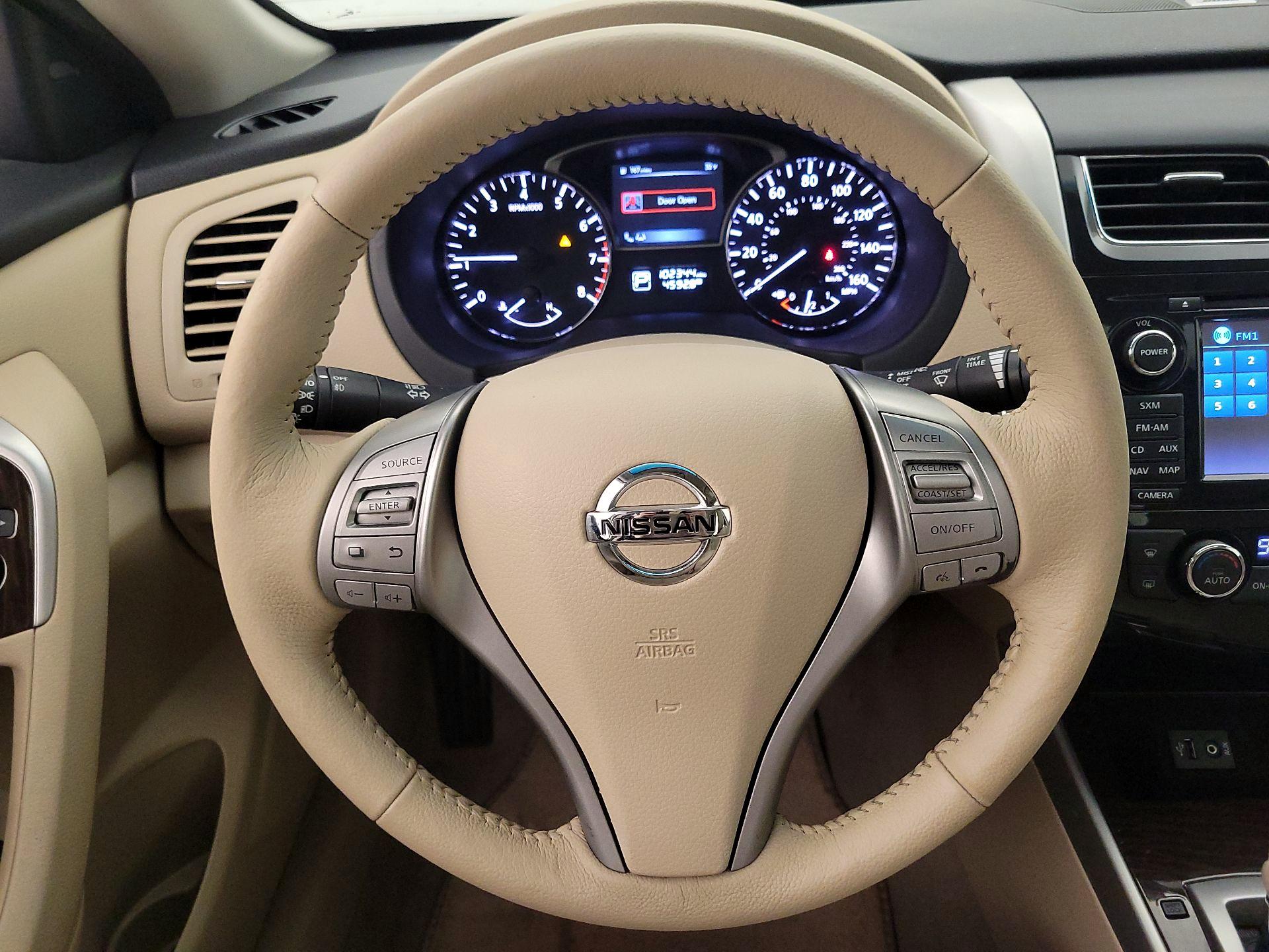 Thumbnail: 2014 Nissan Altima - 10