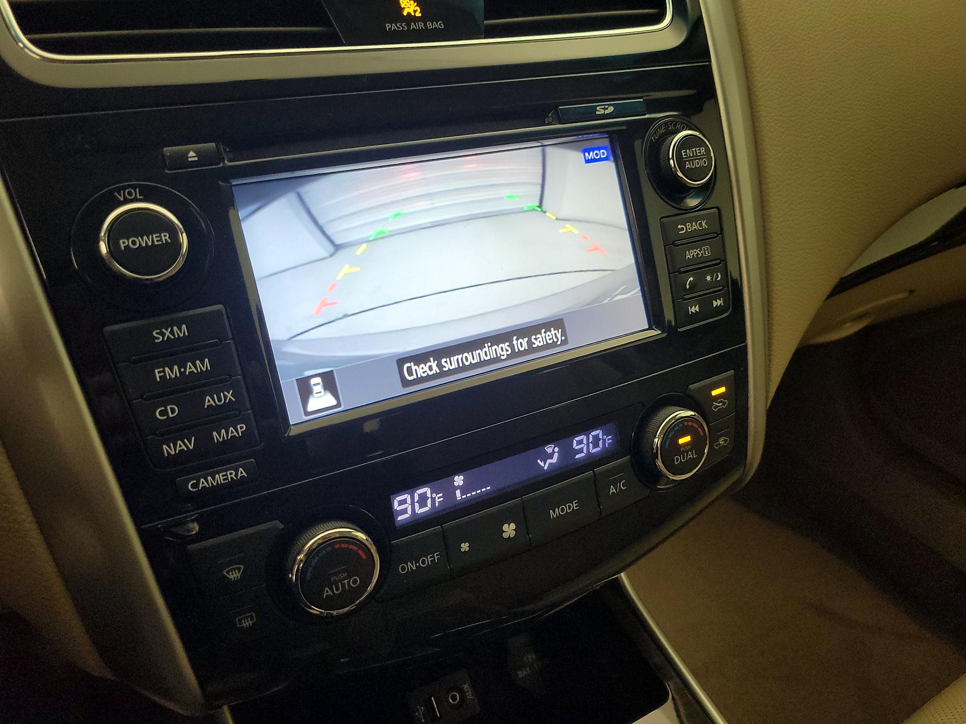 Thumbnail: 2014 Nissan Altima - 14