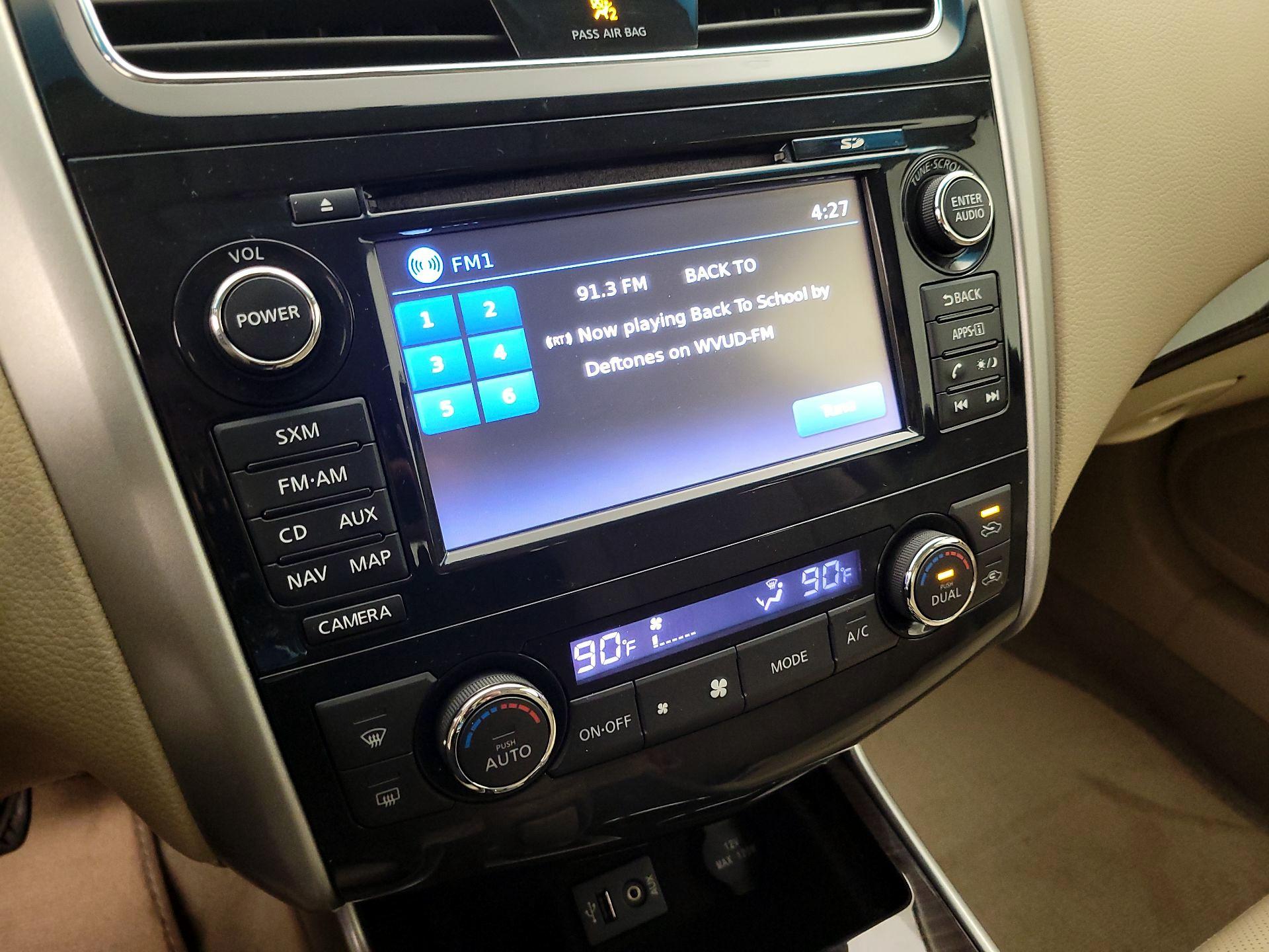 Thumbnail: 2014 Nissan Altima - 15