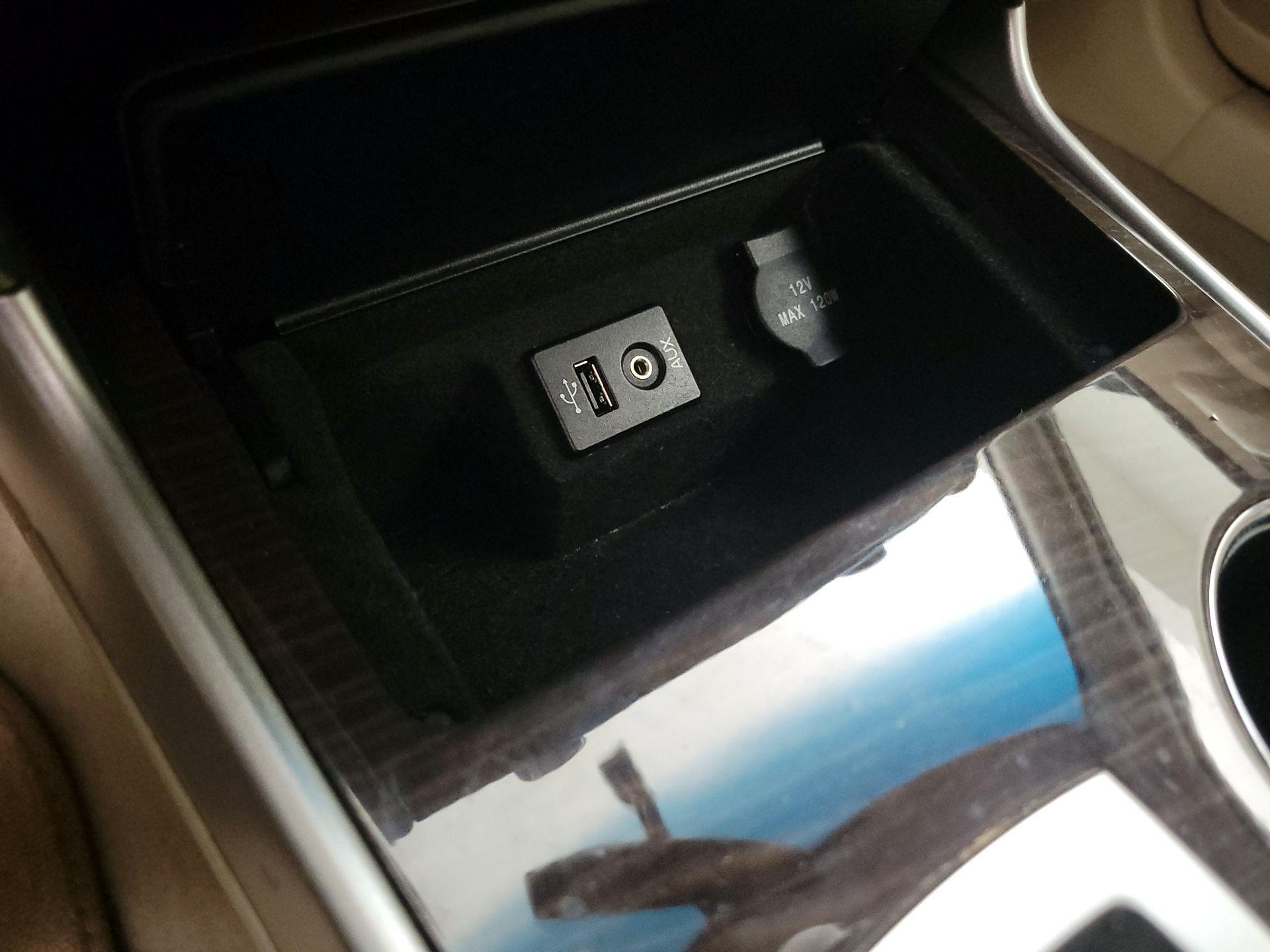 Thumbnail: 2014 Nissan Altima - 18