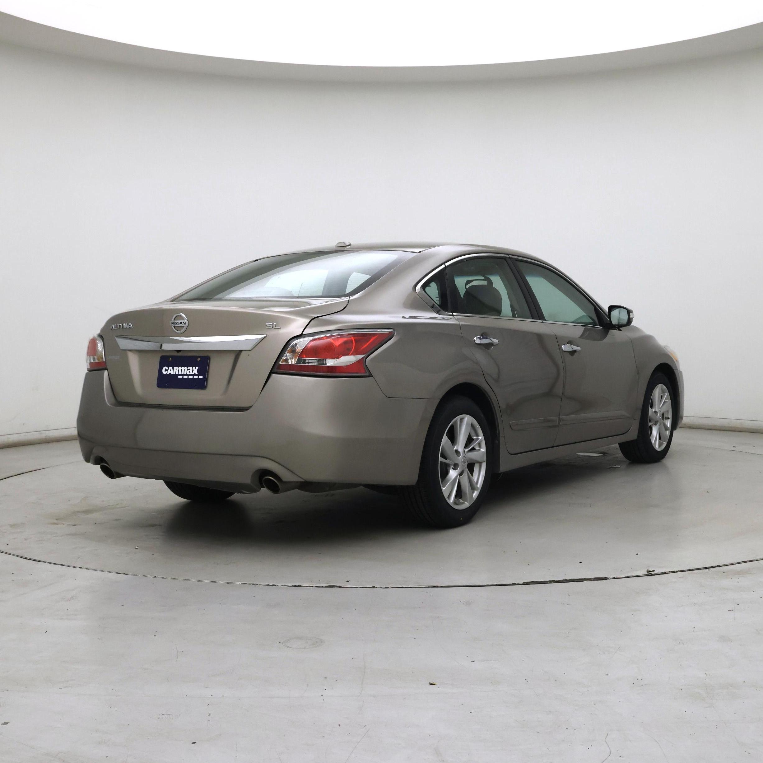 Thumbnail: 2014 Nissan Altima - 8