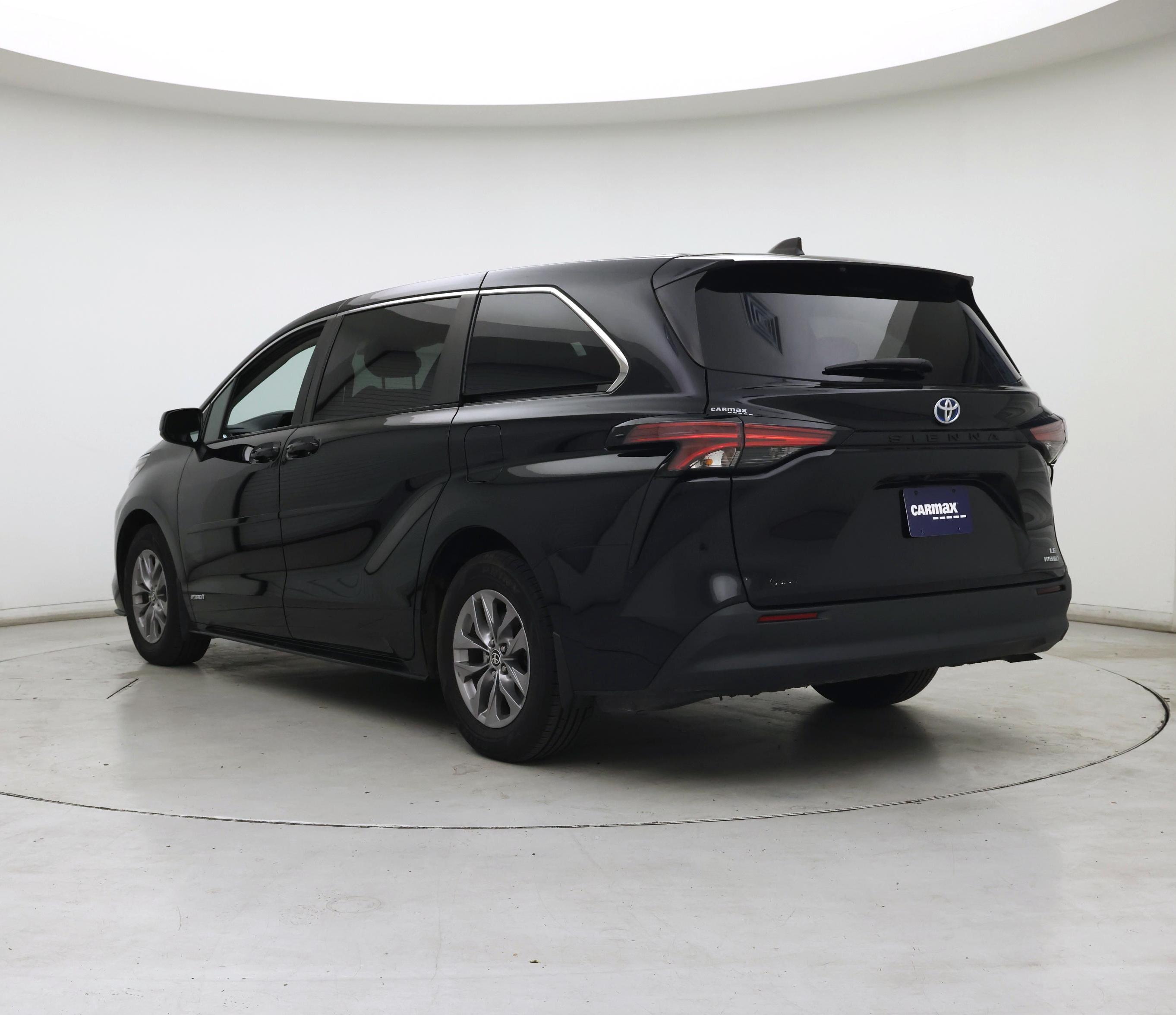 Thumbnail: 2021 Toyota Sienna - 2