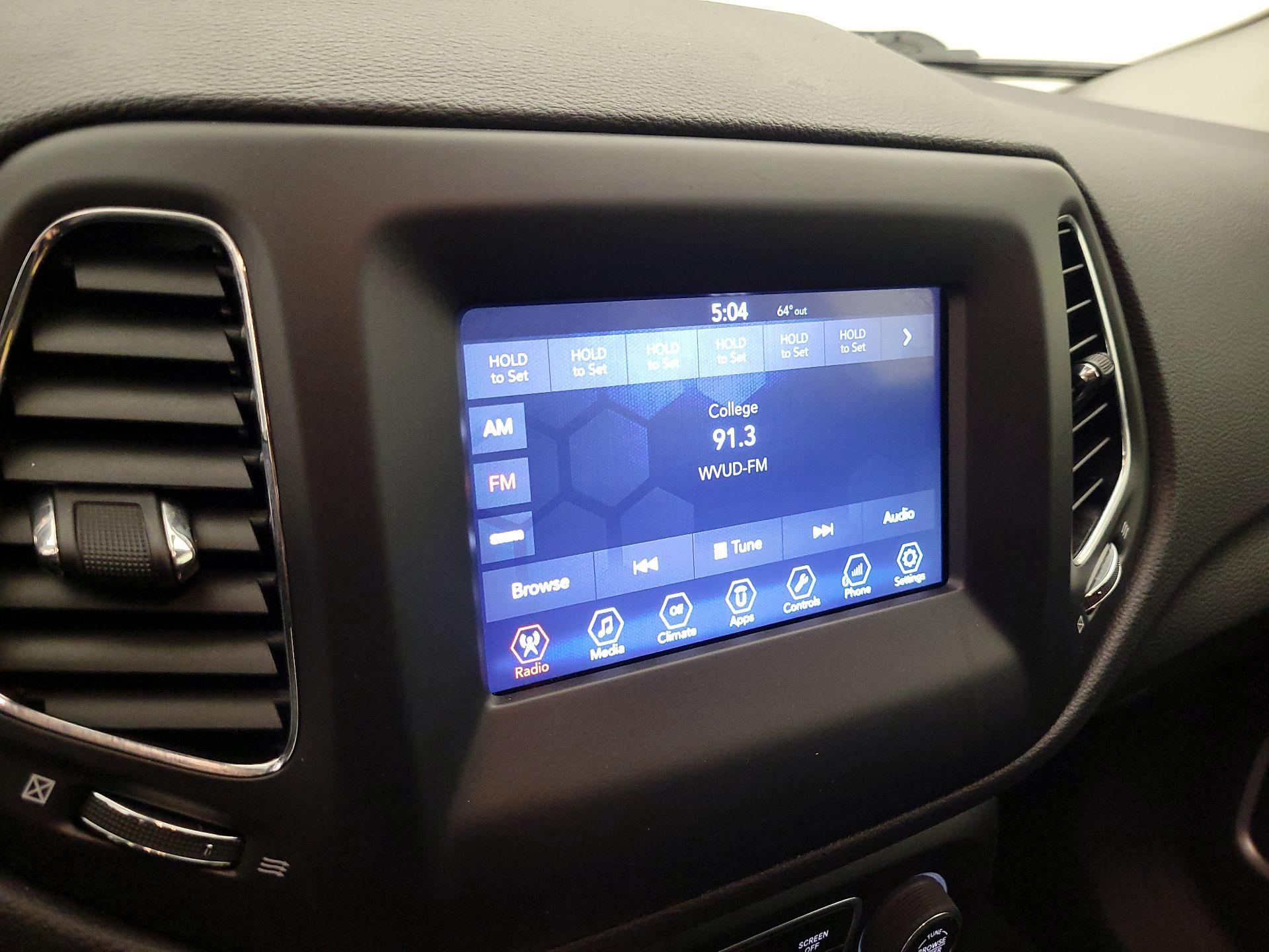 Thumbnail: 2018 Jeep Compass - 15