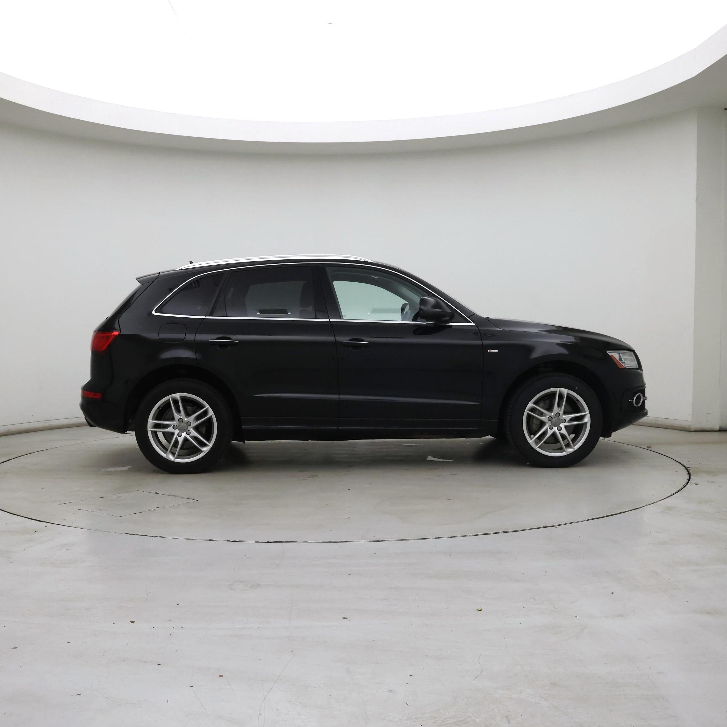 Thumbnail: 2015 Audi Q5 - 7