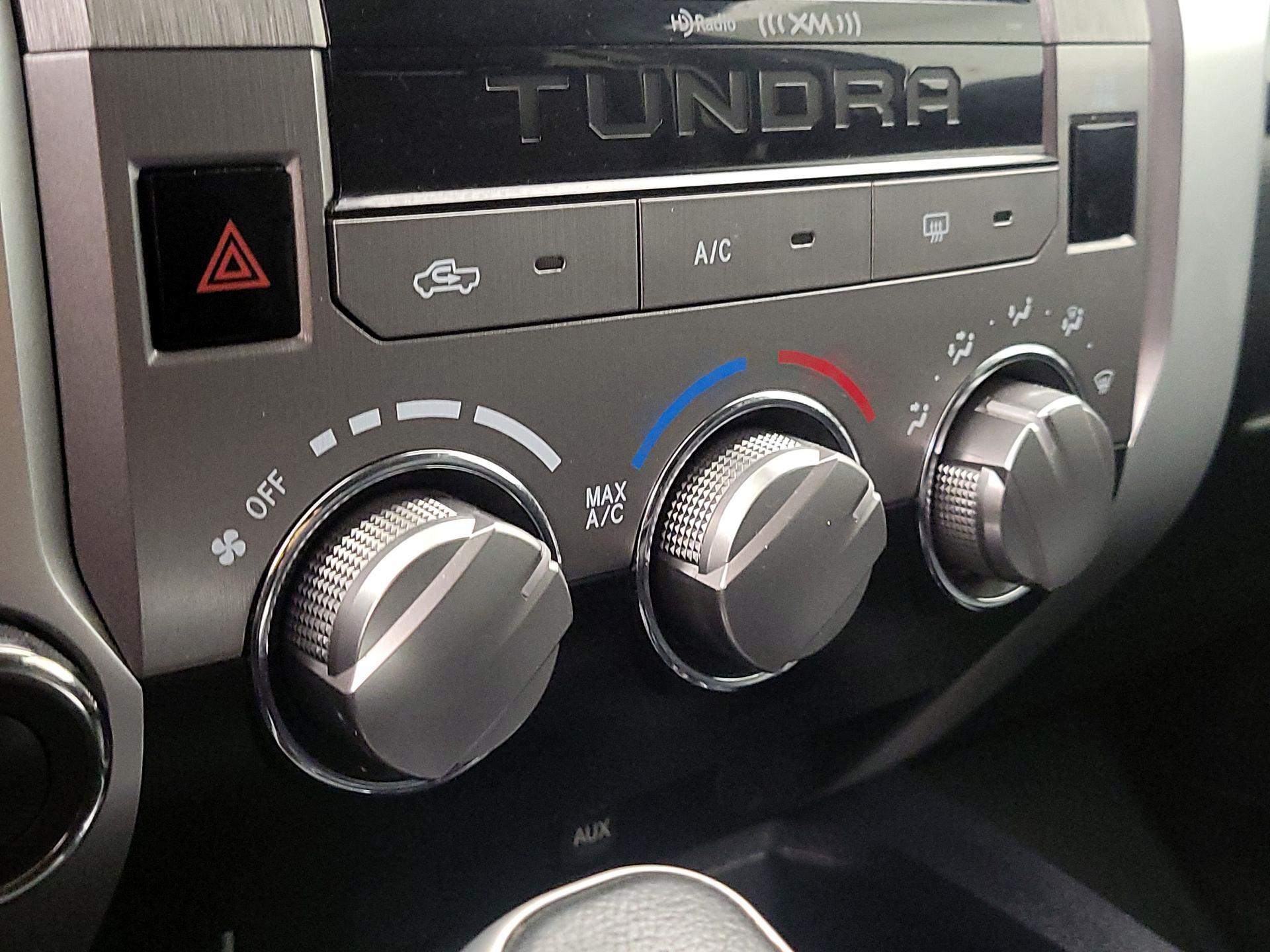 Thumbnail: 2019 Toyota Tundra - 17